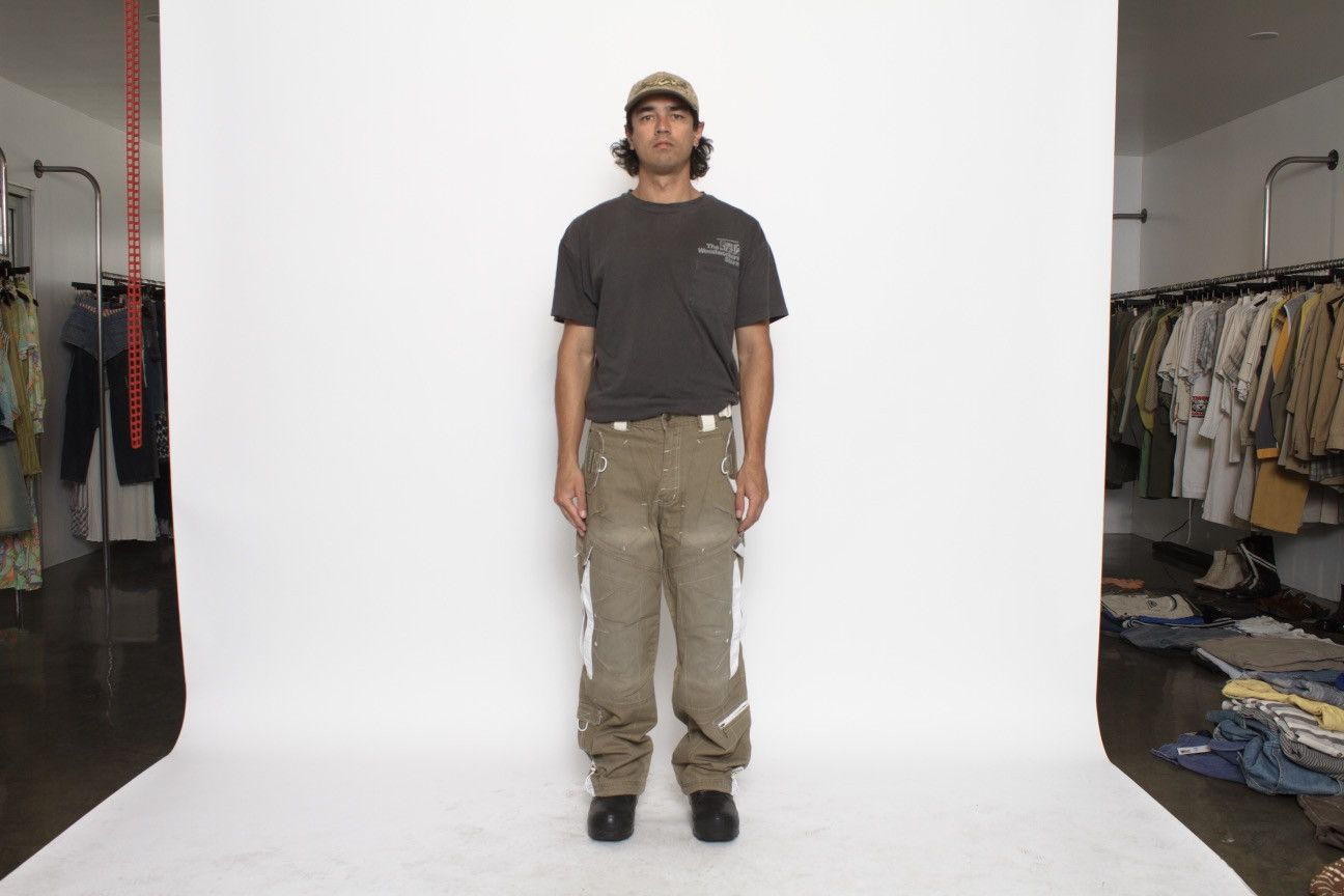 Vintage OLIVE GREEN AND WHITE TECHNICAL CARGO POCKET PANTS BY EURO Size US 32 / EU 48 - 3 Thumbnail