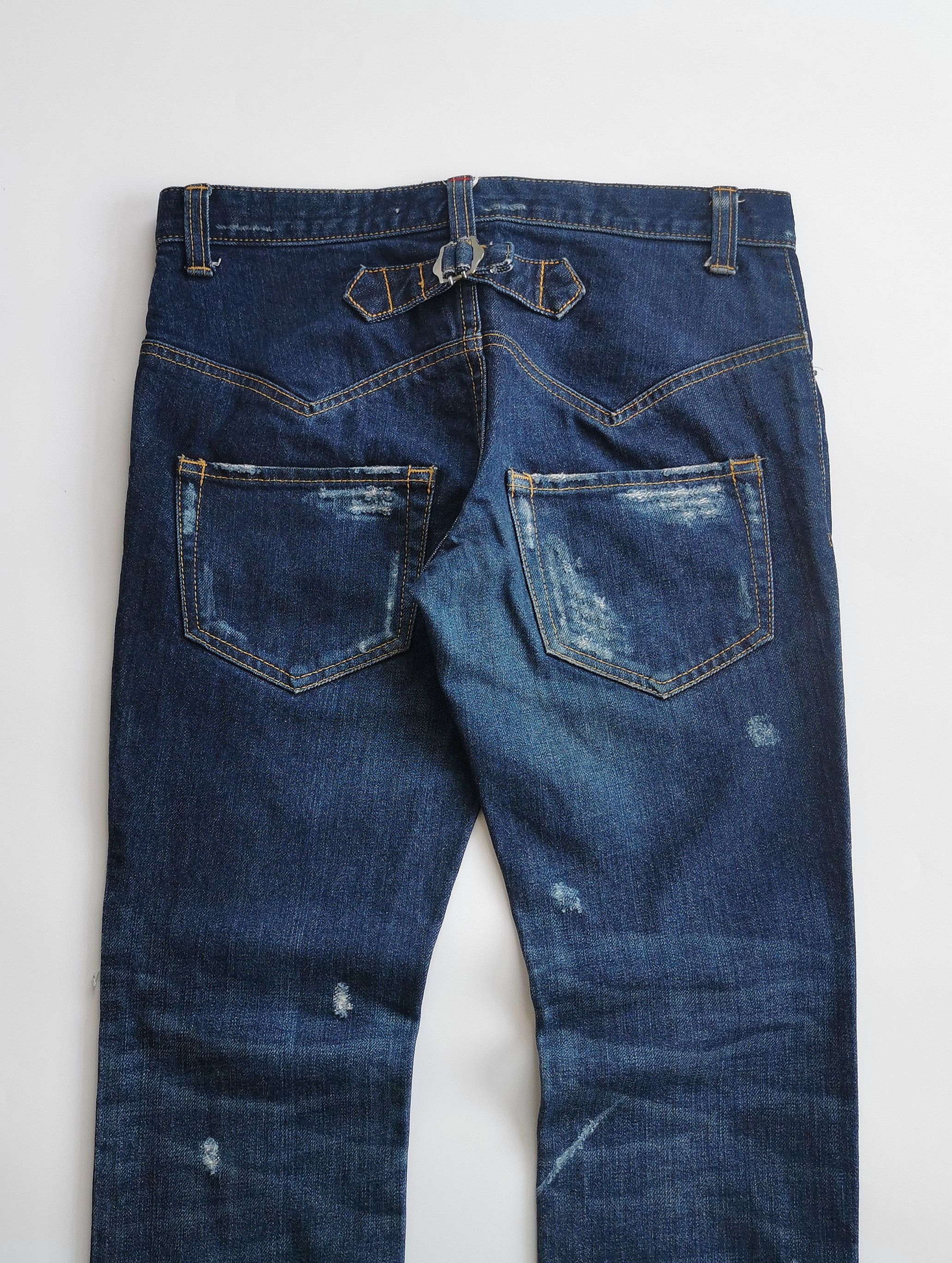 Japanese Brand Sunao Kuwahara Buckle Back Diistressed Jeans Size US 30 / EU 46 - 2 Thumbnail