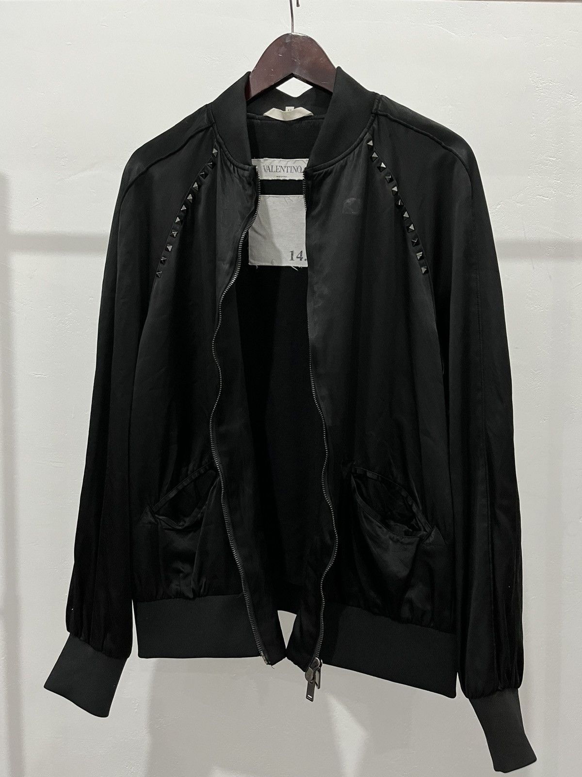 Valentino Valentino bomber rock studded Size US M / EU 48-50 / 2 - 3 Thumbnail