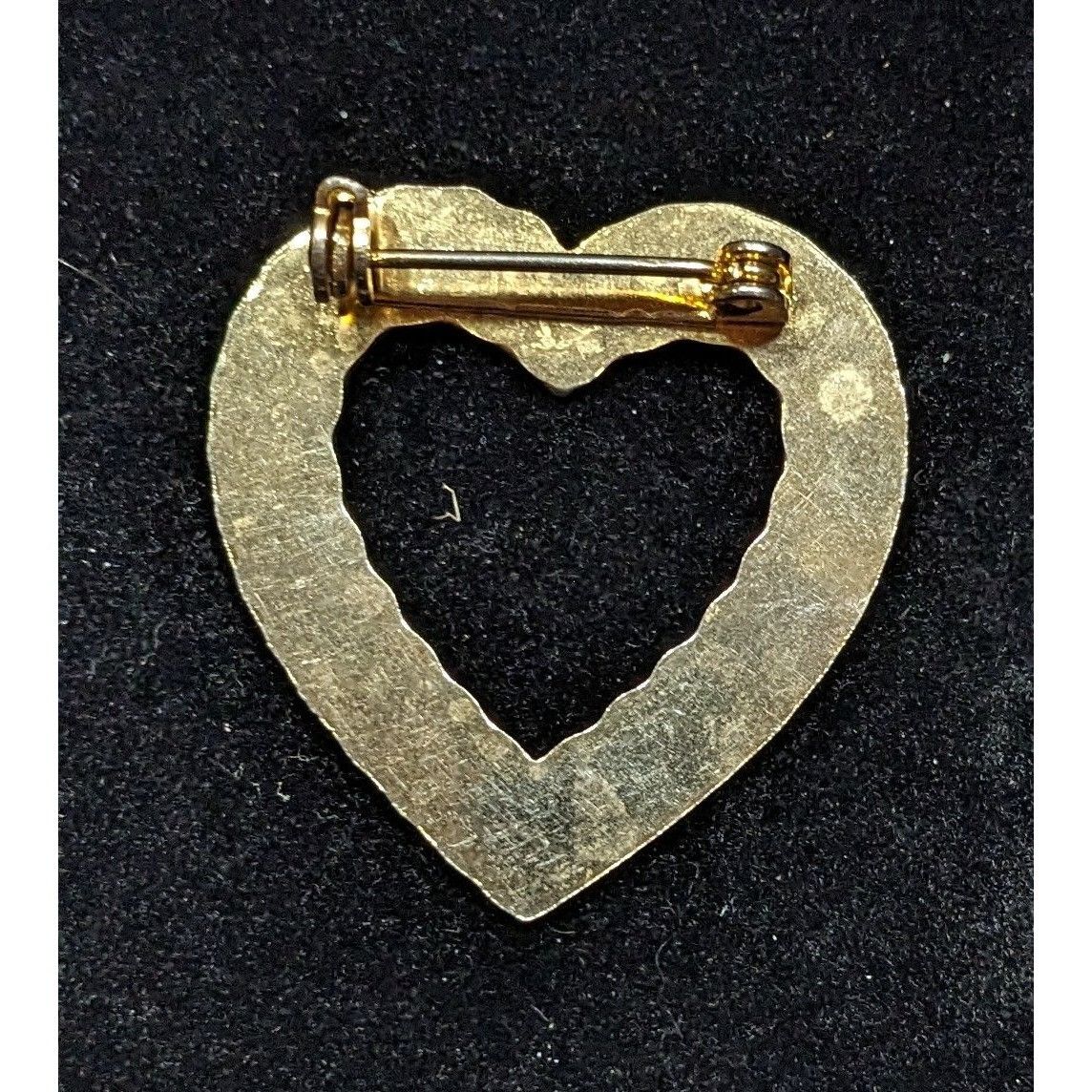 Other Vintage Open Heart Textured Gold Tone Brooch Size ONE SIZE - 4 Thumbnail