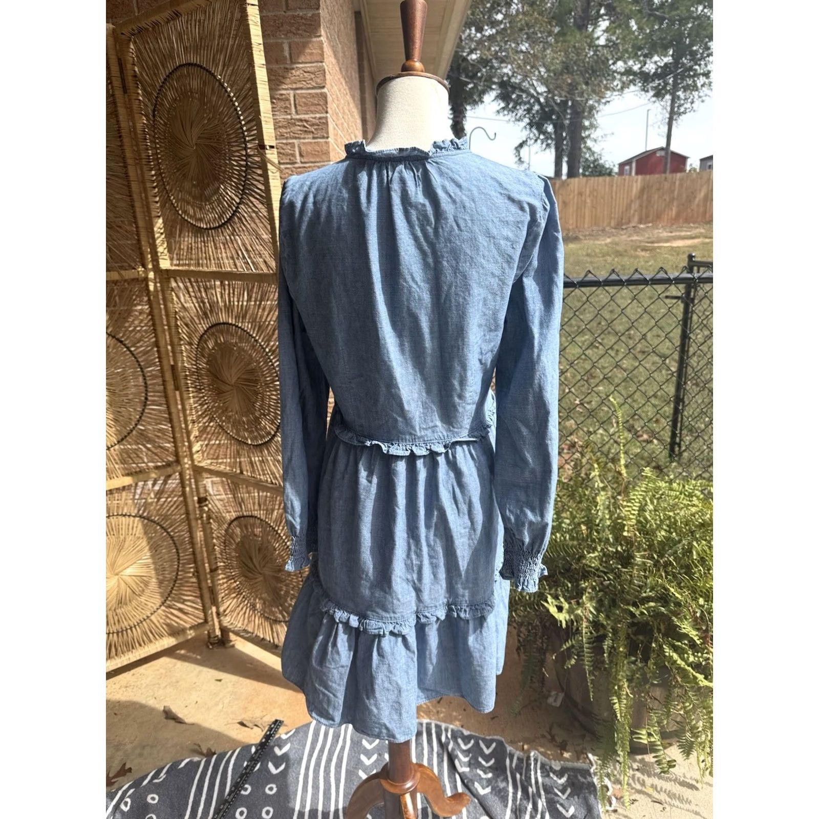 J.Crew J.CREW Jean Chambray Short Mini Dress Ruffle Trim A-line Size 4 Preppy Beach Nautical Size 27" / US 4 / IT 40 - 7 Thumbnail
