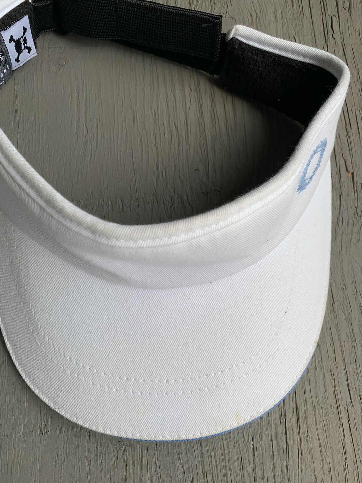 Oakley × Vintage 2000s Vintage Oakley Software Visor Y2K Skull Crossbone $ Size ONE SIZE - 9 Thumbnail