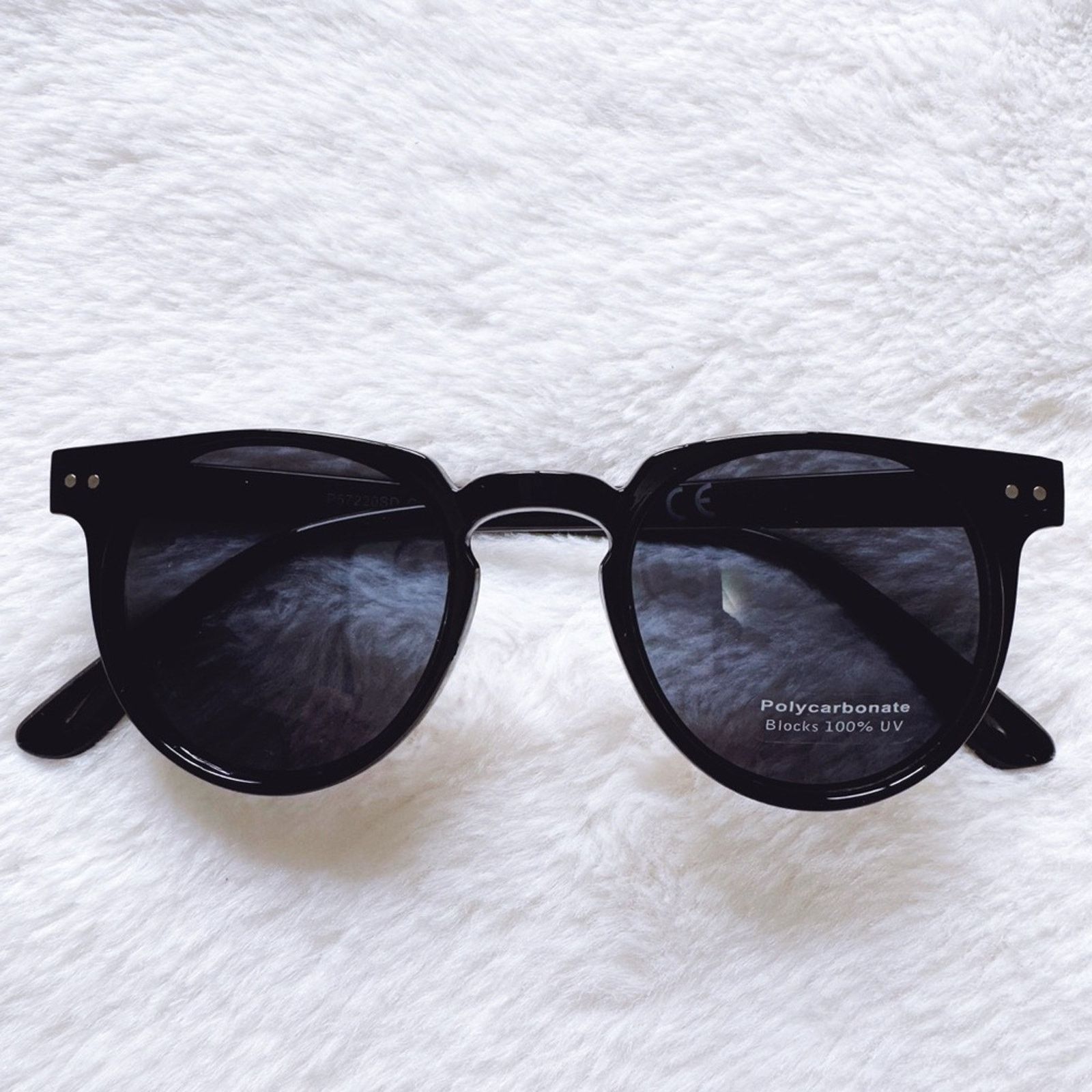 Other Pablo Black Round Sunglasses Size ONE SIZE - 1 Thumbnail