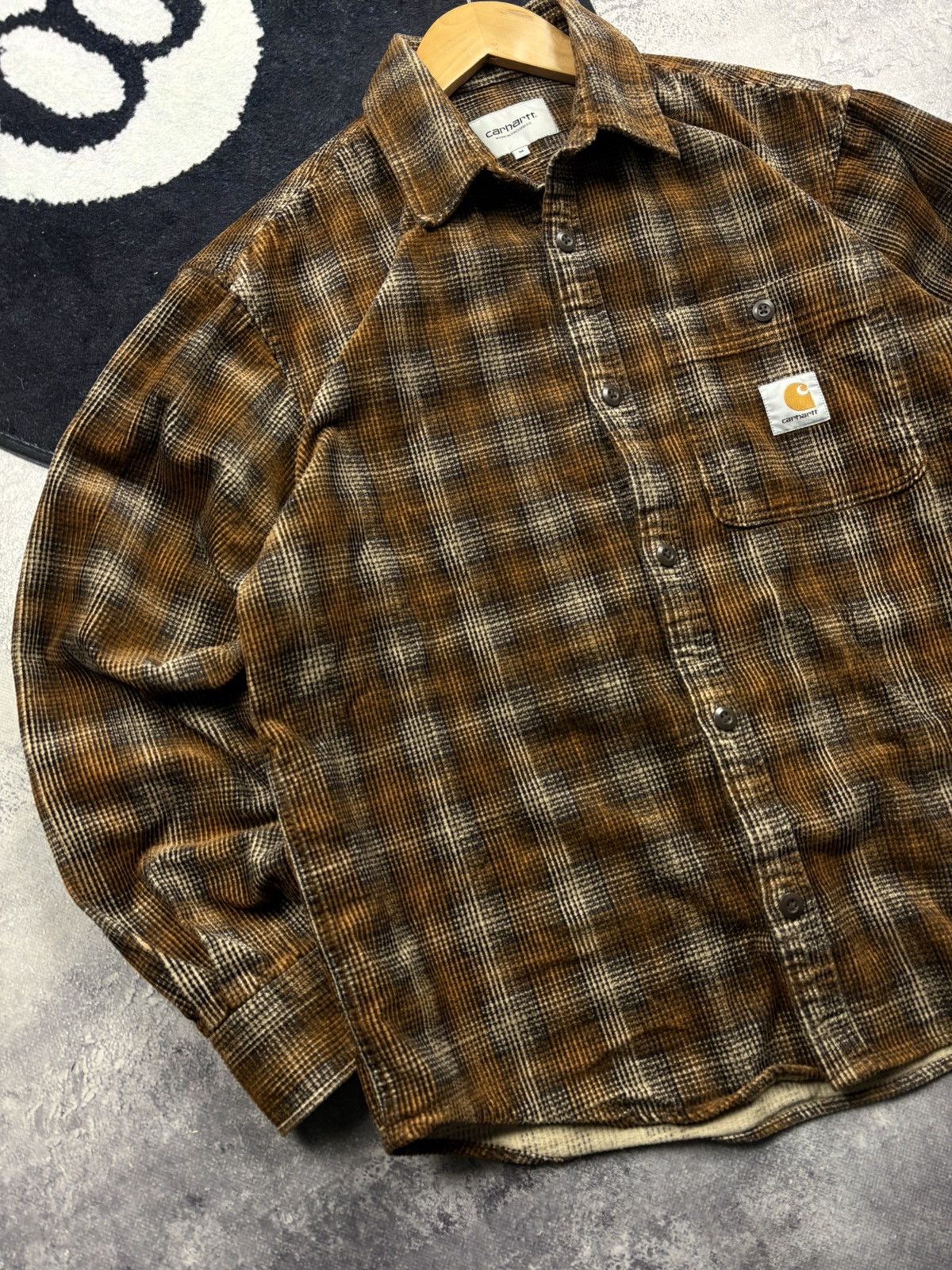 Carhartt CARHARTT Hype Shirt Button Up Mini Logo Velvet Streetwear Size US M / EU 48-50 / 2 - 3 Thumbnail
