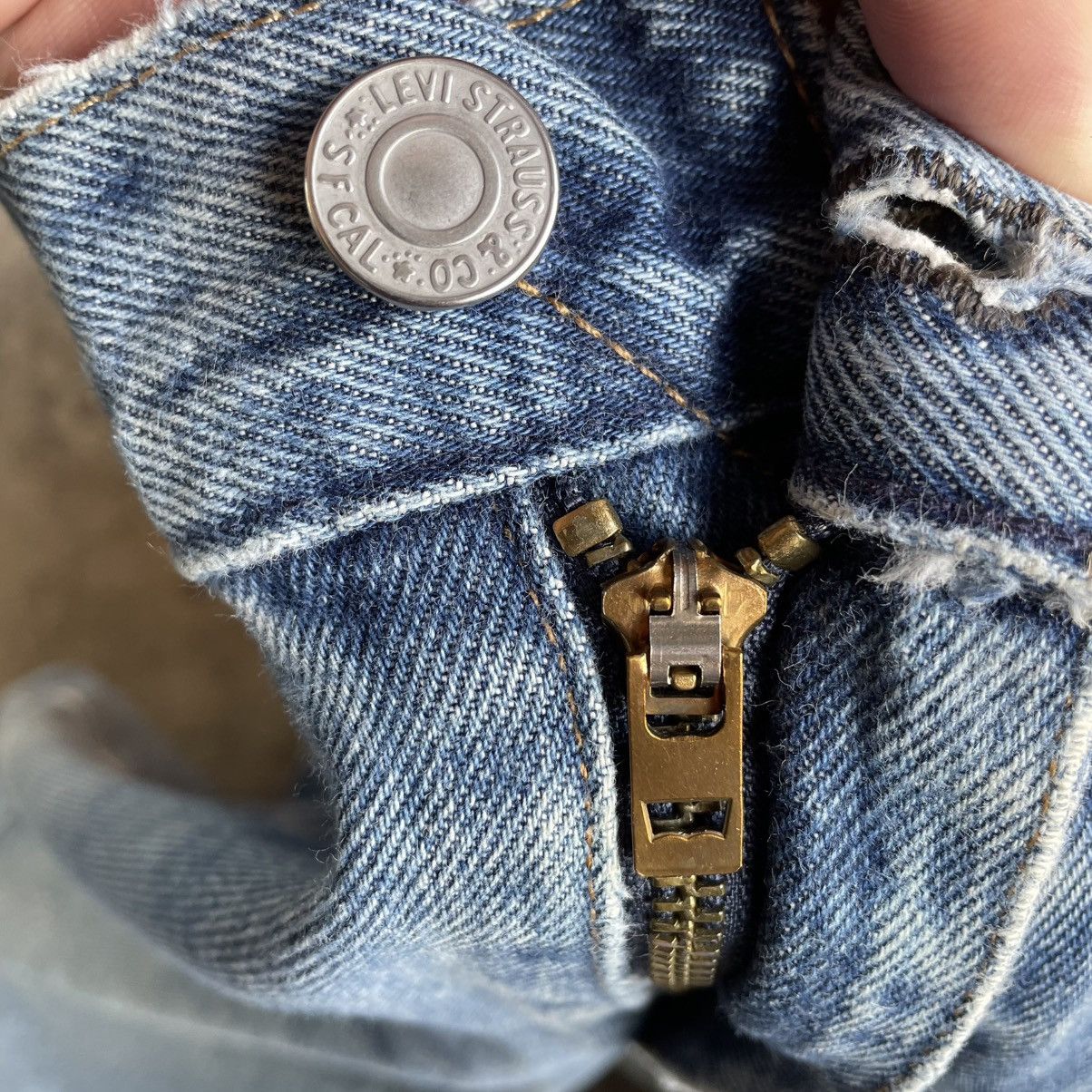 Levi's Vintage Clothing 🔥Vintage Levis 511 Twist Curve Ripped Distress Deim Jeans Size US 32 / EU 48 - 12 Thumbnail