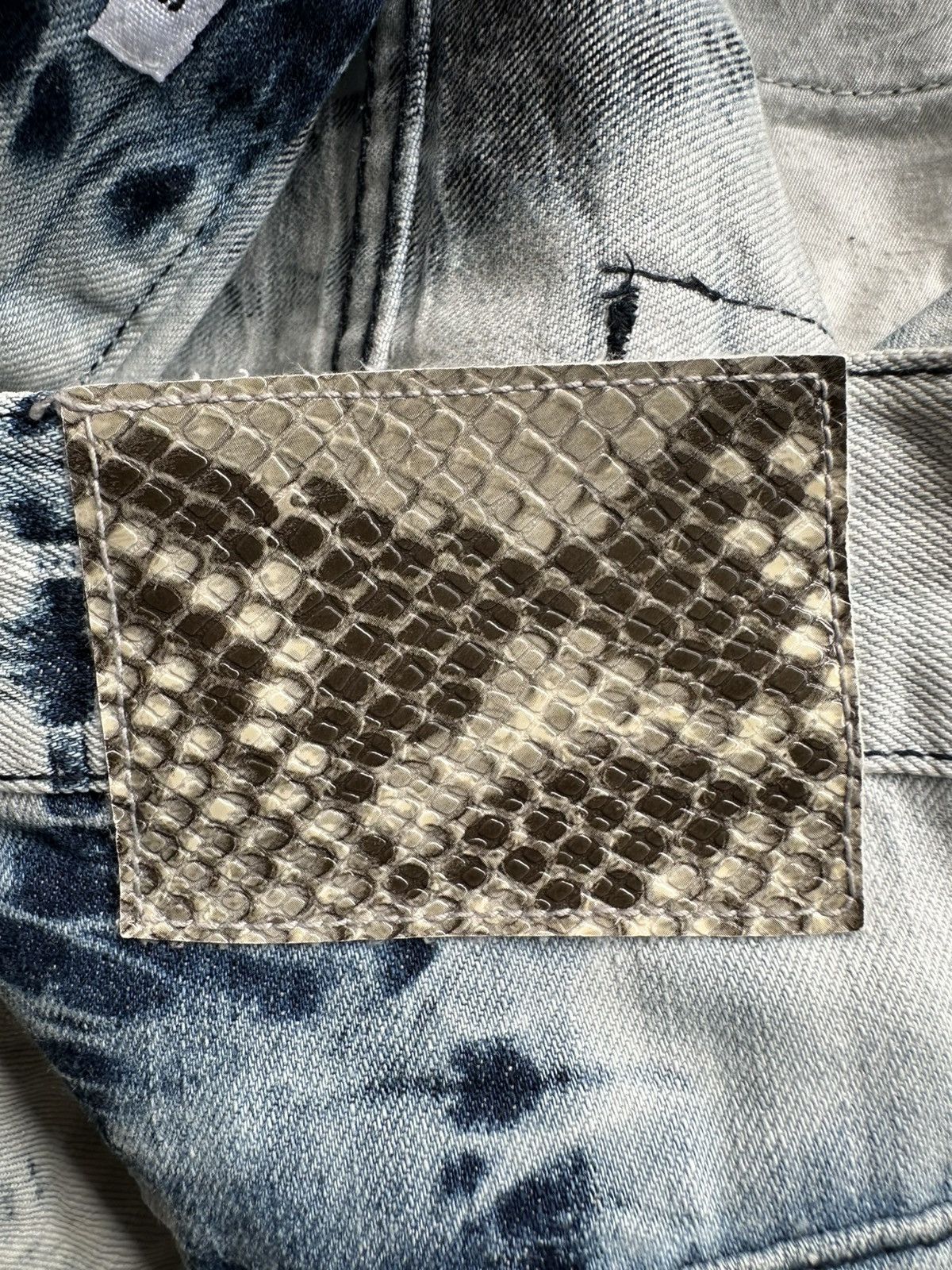 semanticdesign 31/28 - S/S 2008 Semanticdesign bleach studded pocket jeans Size US 31 - 14 Thumbnail