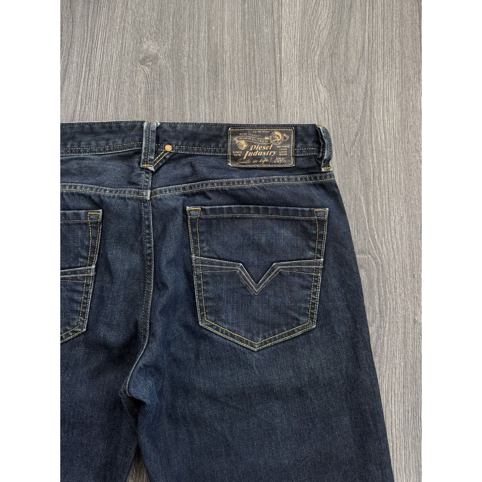 Diesel Y2K Vintage Diesel Navy Jeans made in Italy Size US 34 / EU 50 - 7 Thumbnail