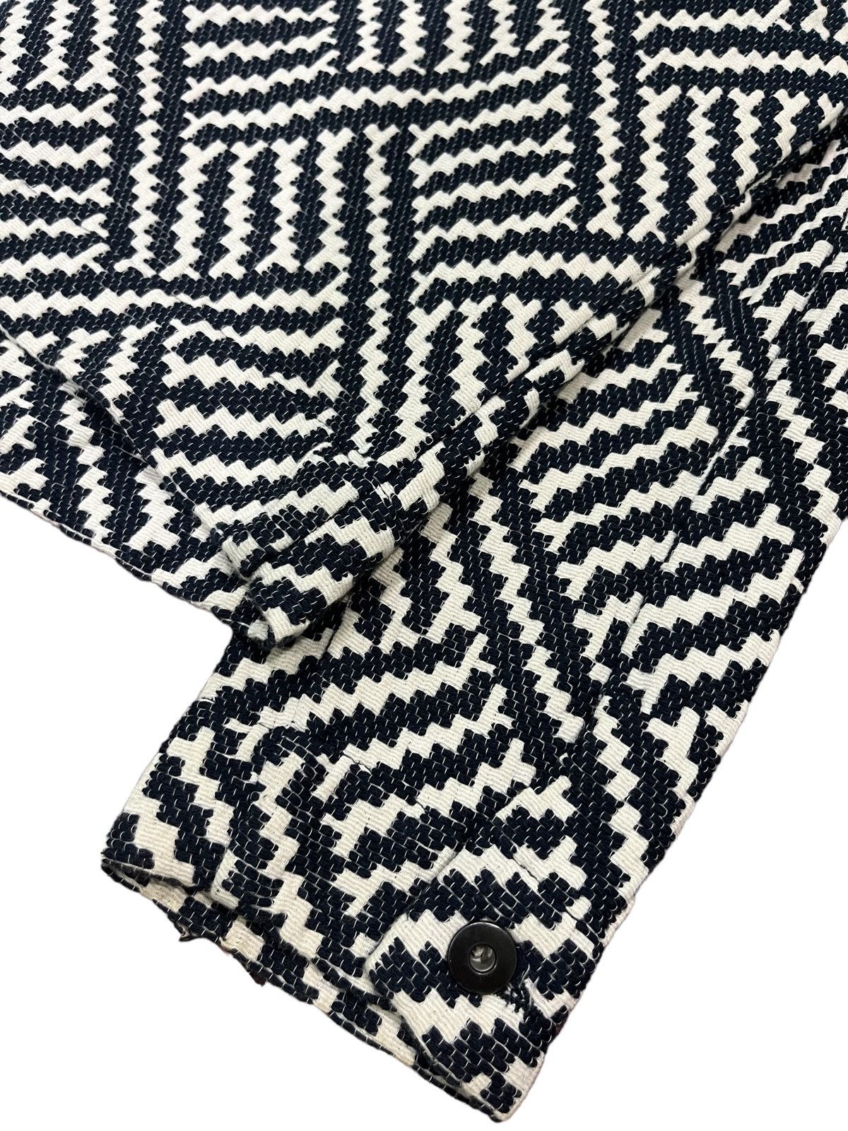 Japanese Brand Japanese Brand Double Pocket Zig Zag Pattern Crochet Jacket Size US M / EU 48-50 / 2 - 8 Thumbnail