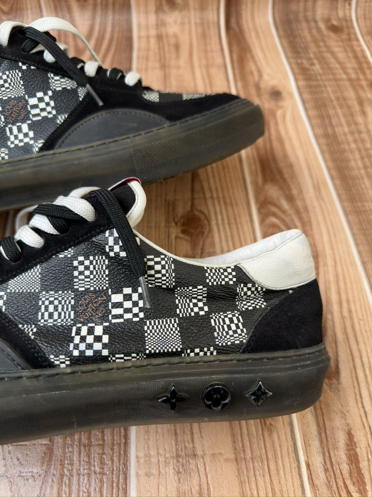 Louis Vuitton LV Ollie Black Plaid Monogram Sneakers Size US 10 / EU 43 - 7 Thumbnail