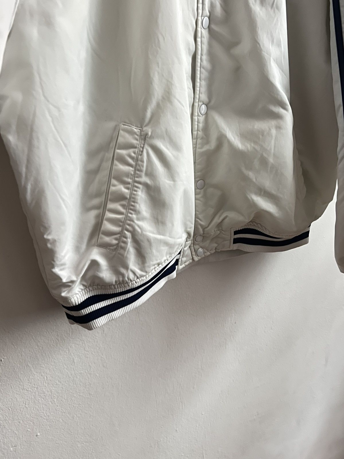 Adidas Vintage Adidas Yankees Bomber Jacket Size US XL / EU 56 / 4 - 5 Thumbnail