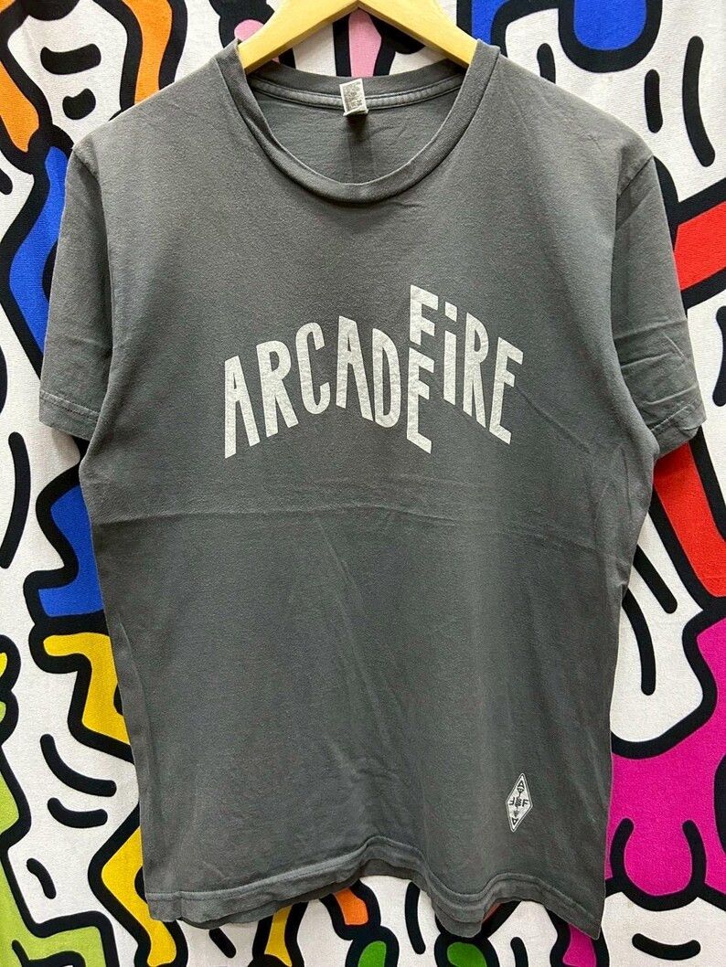 Band Tees Vintage 2000s Arcade Fire tshirt size M Size US M / EU 48-50 / 2 - 2 Thumbnail