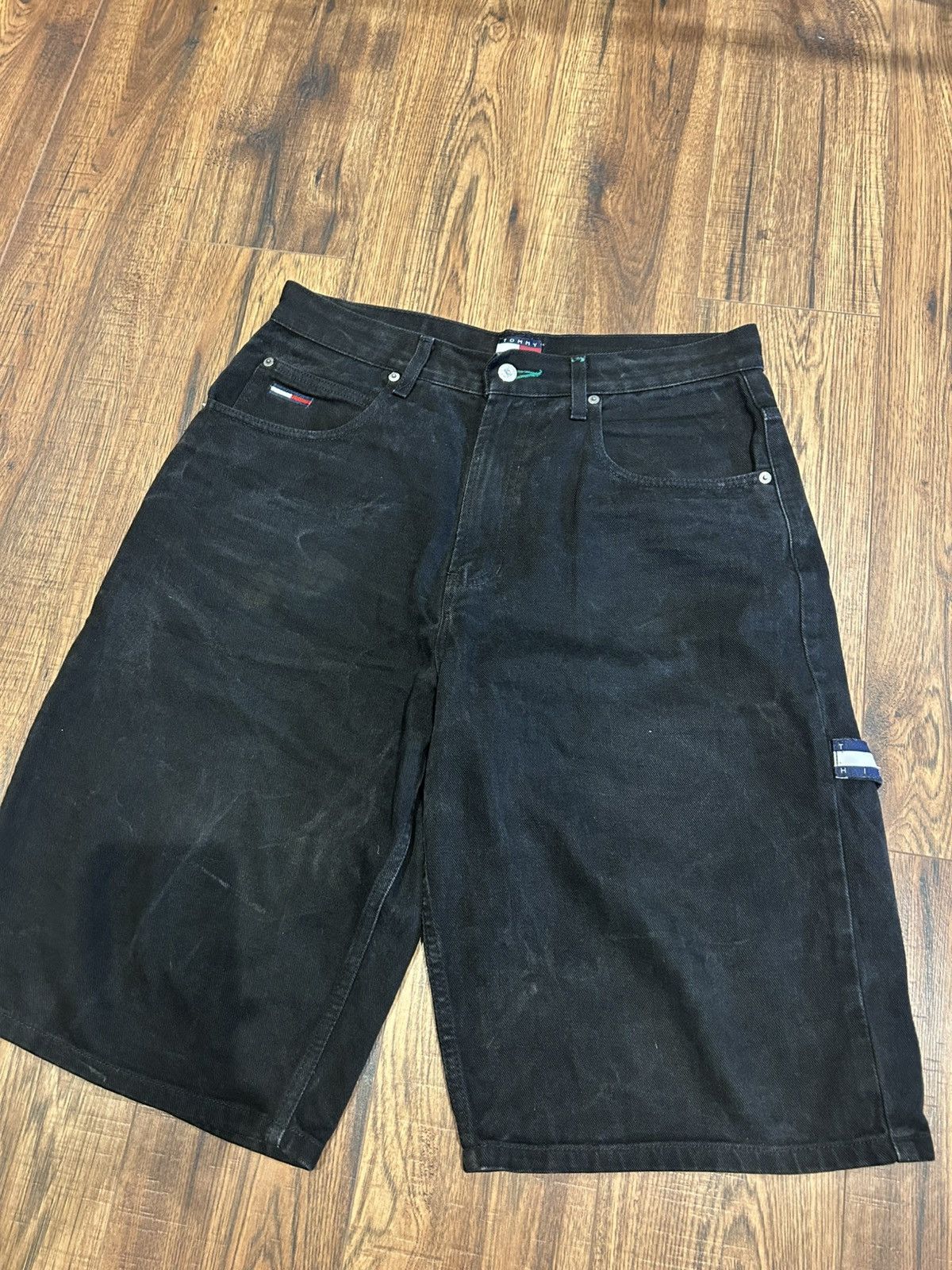 Tommy Hilfiger Vintage 90’s Tommy Hilfiger Super Baggy Jorts Size US 32 / EU 48 - 2 Thumbnail