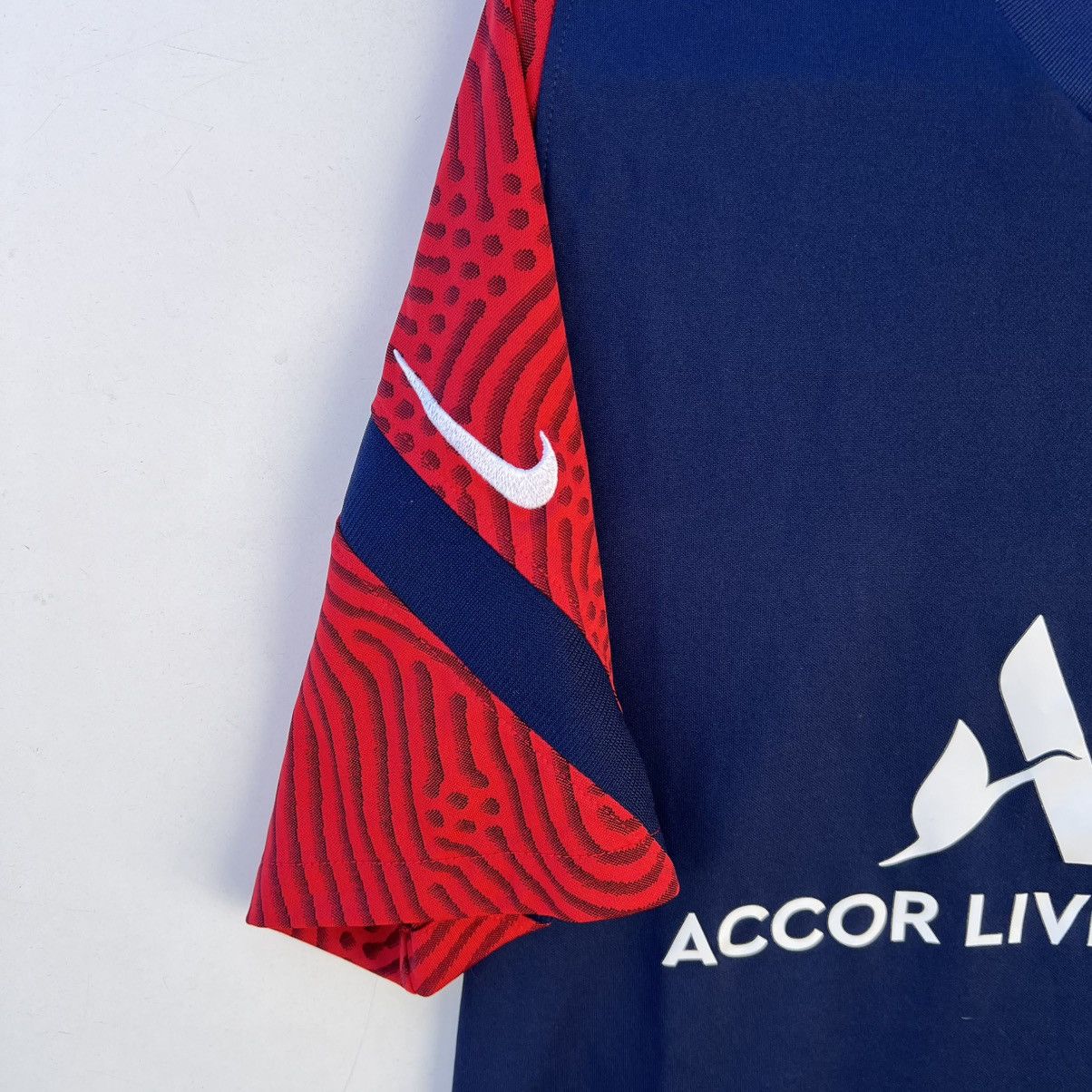 Nike Paris Saint Germain (PSG) Football Shirt soccer jersey Nike Size US M / EU 48-50 / 2 - 2 Thumbnail
