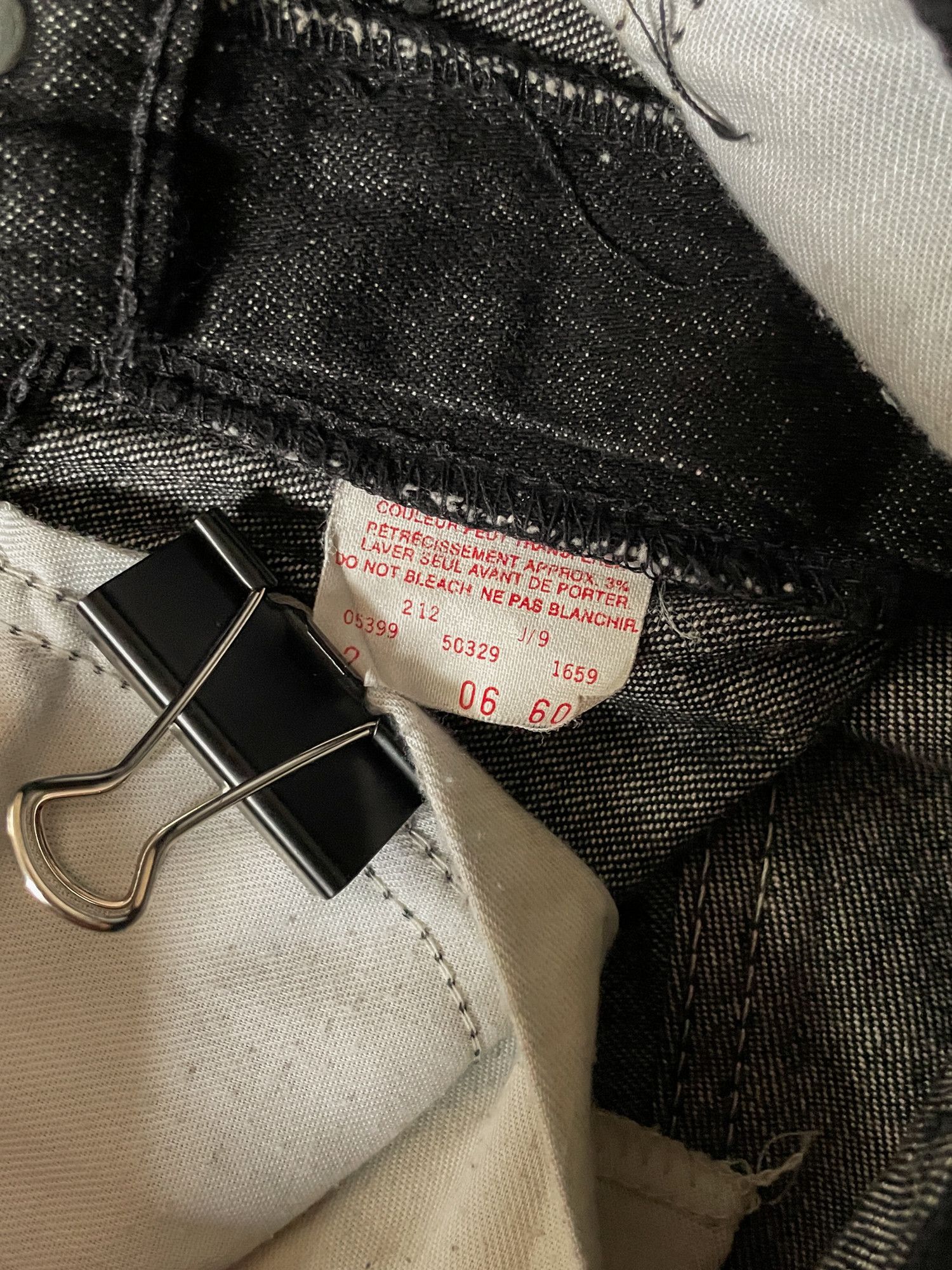 Levi's × Vintage 90s Levi's Orange Tab Faded Pleated Black Denim Jeans Size 25" / US 0 / IT 36 - 4 Thumbnail