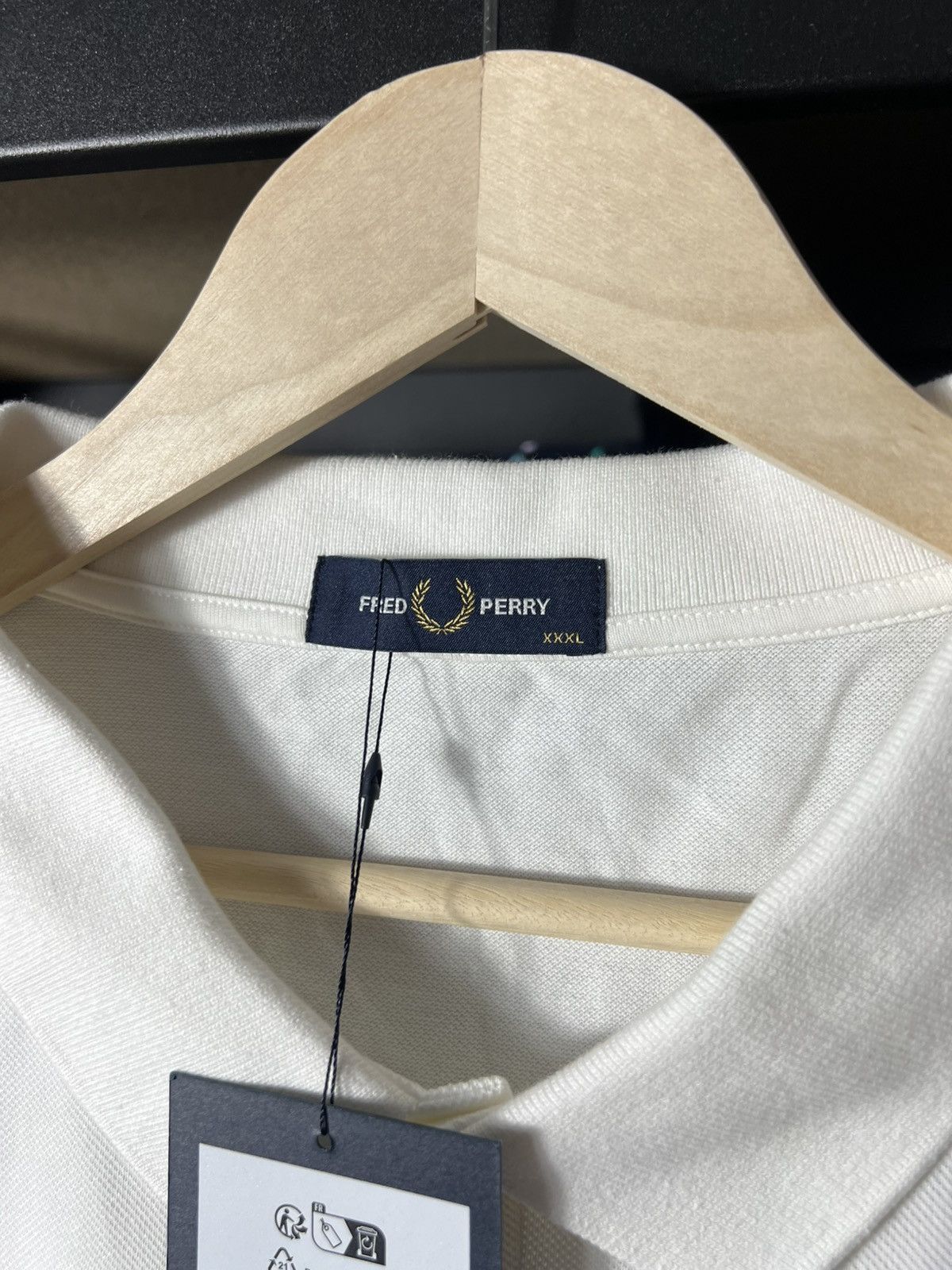 Fred Perry 🔥 NWT Fred Perry Classic Embroidered Polo Shirt — White Size US XXL / EU 58 / 5 - 6 Thumbnail