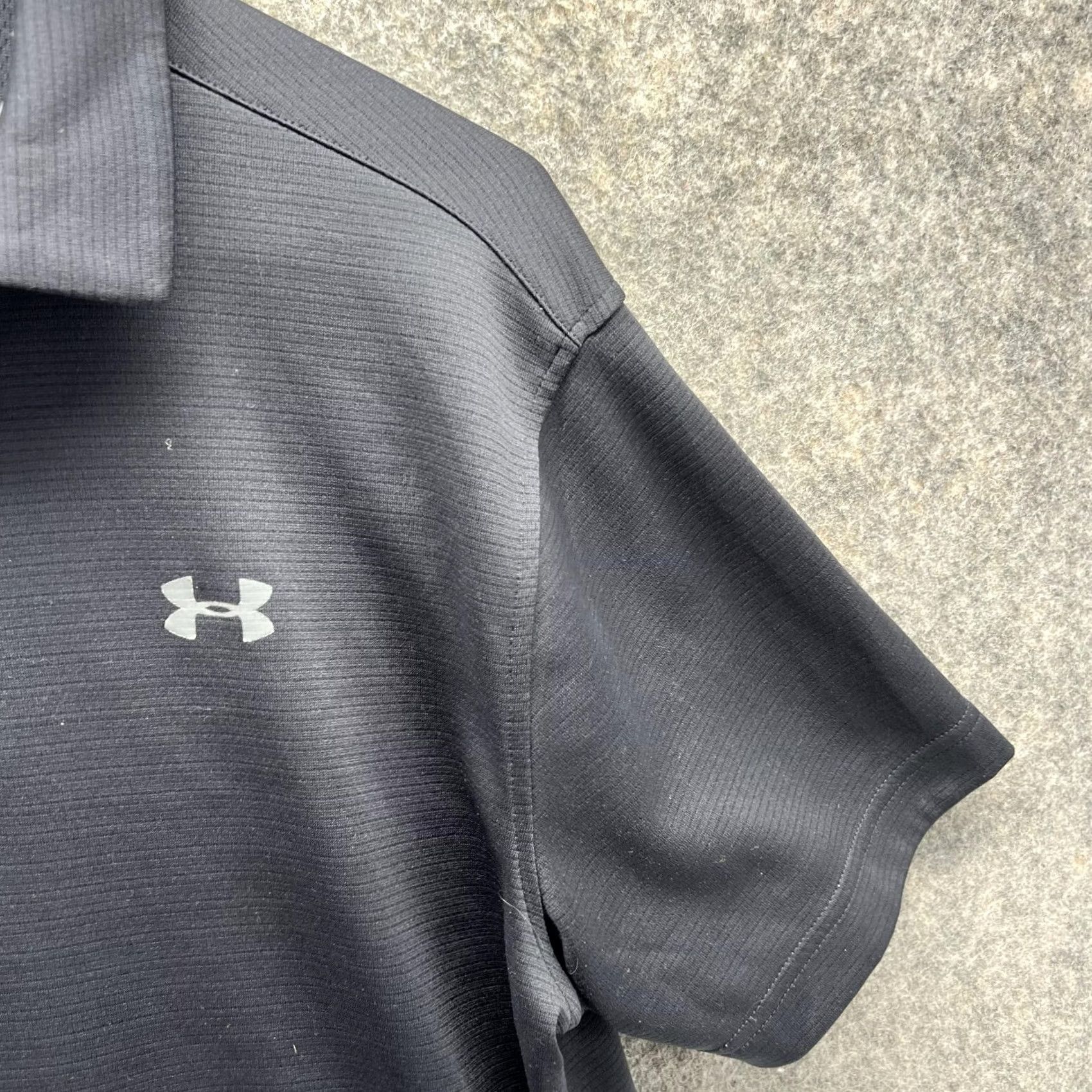 Under Armour Under Armour Polo Shirt Men Medium Adult Black Athletic HeatGear Golf Shirt Short Sleeve Regular Fit Casual Sportswear Vacx? Size US M / EU 48-50 / 2 - 4 Thumbnail