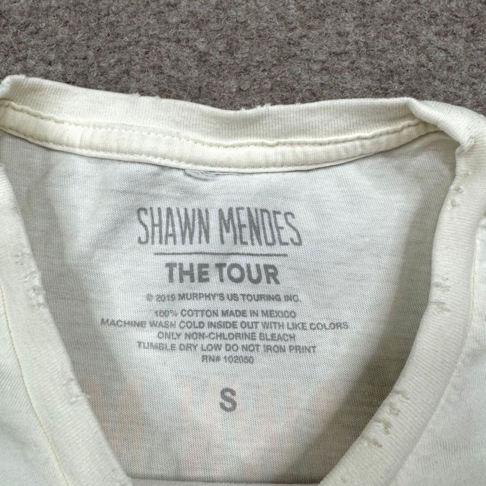 Bravado Shawn Mendes Shirt Women Small White Short Sleeve The Tour 2019 Bravado Women's T-Shirt Black? Size S / US 4 / IT 40 - 2 Thumbnail
