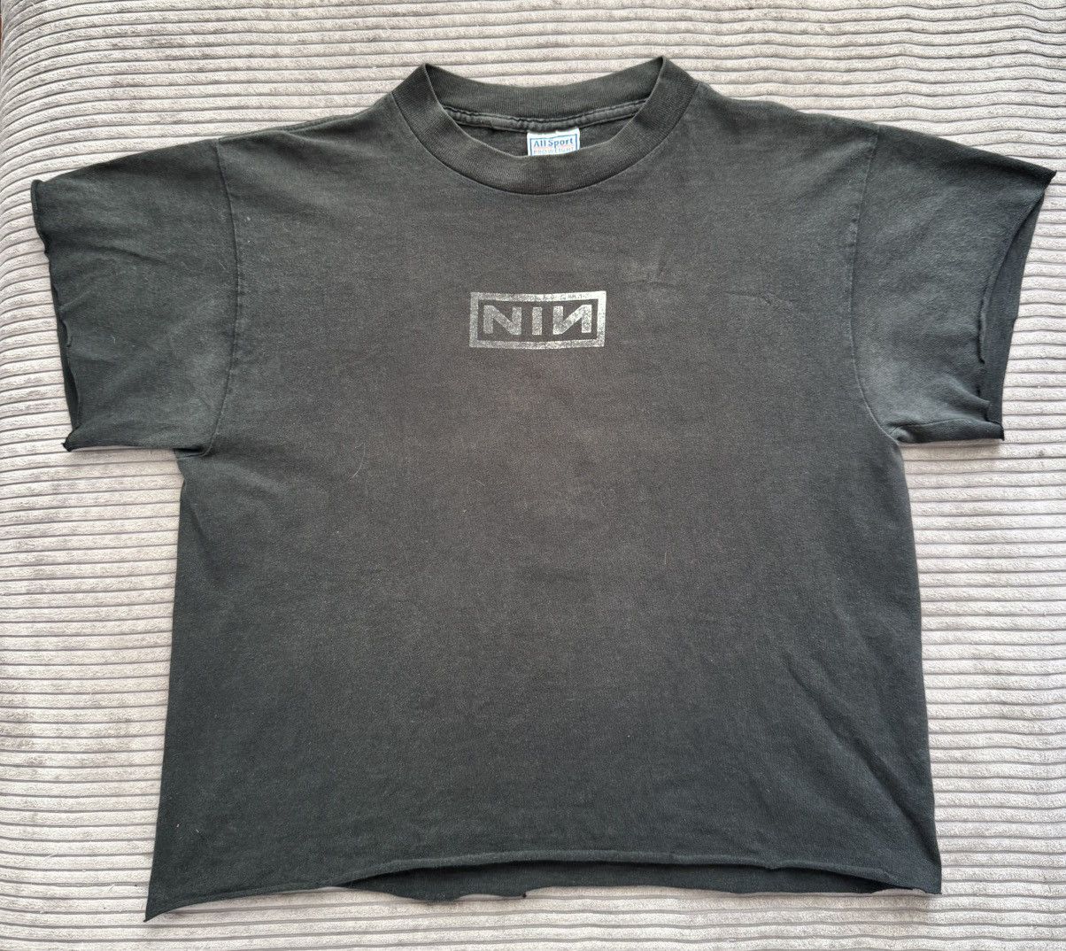 Band Tees Vintage 90s Nine Inch Nails Sin Band Tee Cropped Faded NIN Size US L / EU 52-54 / 3 - 2 Thumbnail
