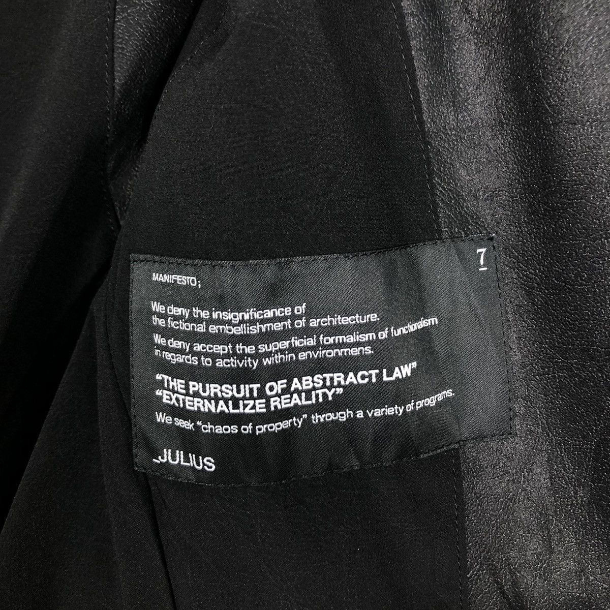 Julius 🔥RICH BLACK JULIUS SPRING-SUMMER 2013 COLLECTION VANDALISM Size US S / EU 44-46 / 1 - 18 Thumbnail