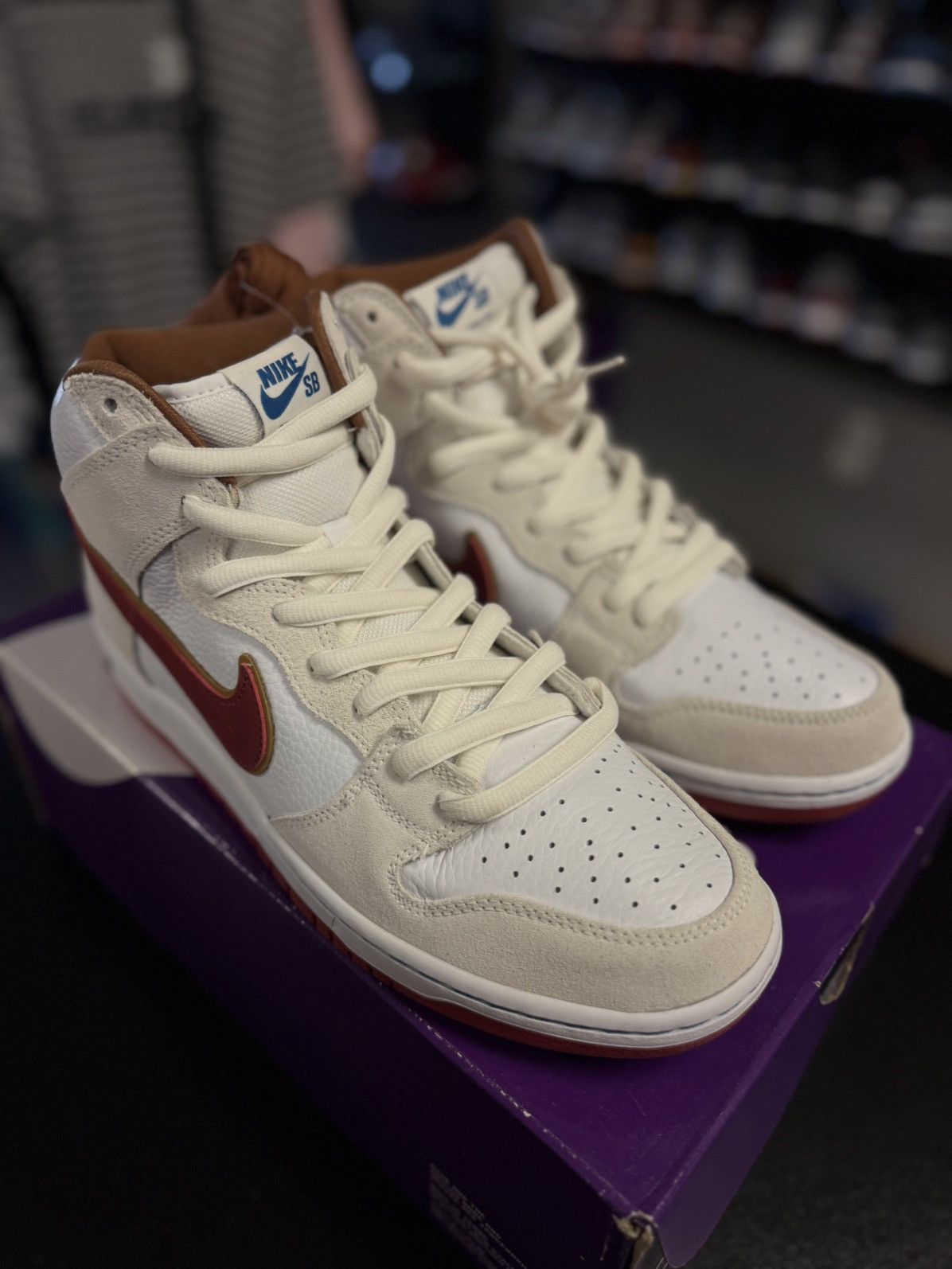Nike Nike Dunk High Pro Sail Team Crimson 2020 SB CV9499-100 Size US 11 / EU 44 - 5 Thumbnail