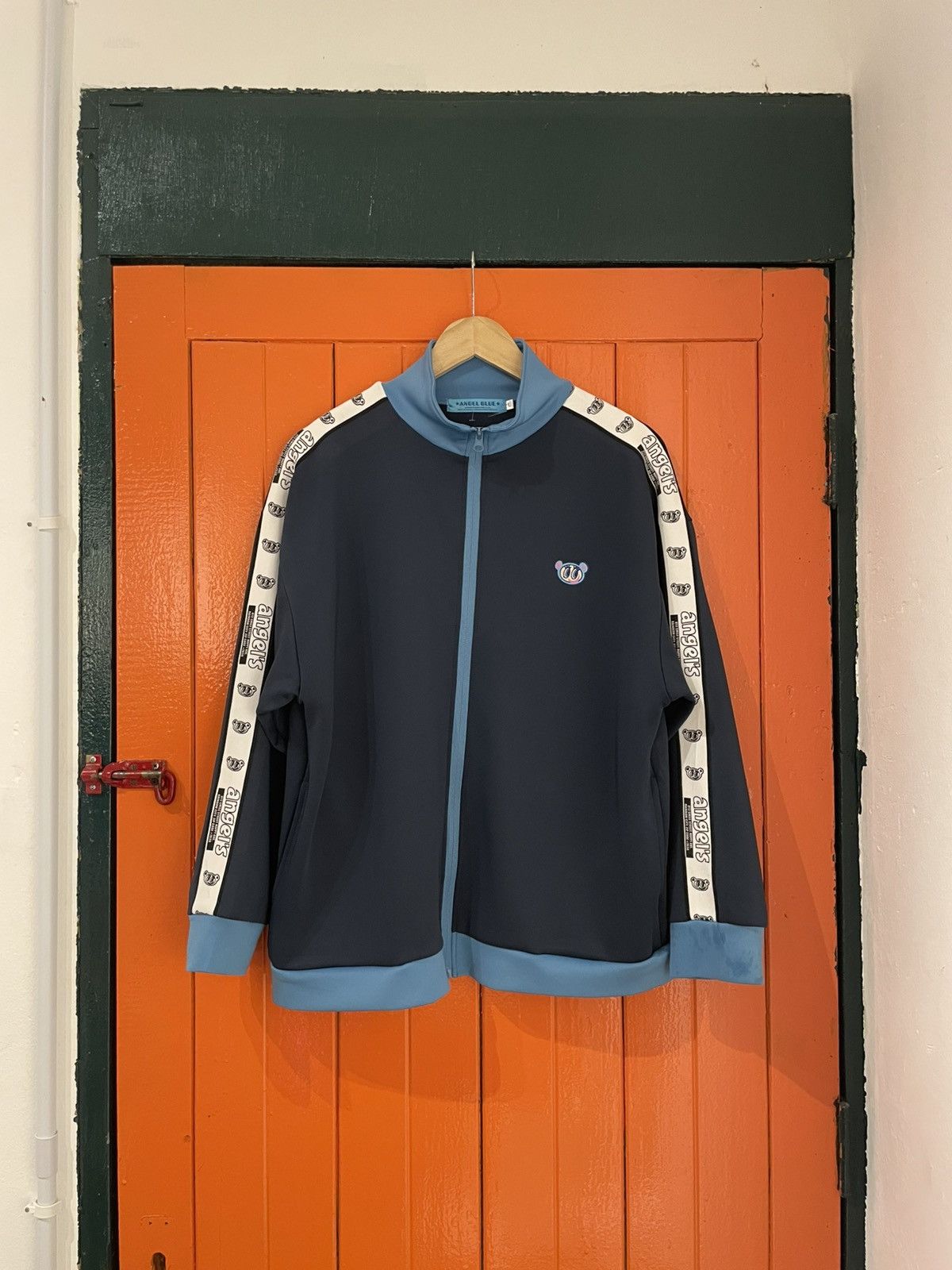 Angel Blue Angle Blue side tape jacket Size US L / EU 52-54 / 3 - 1 Thumbnail