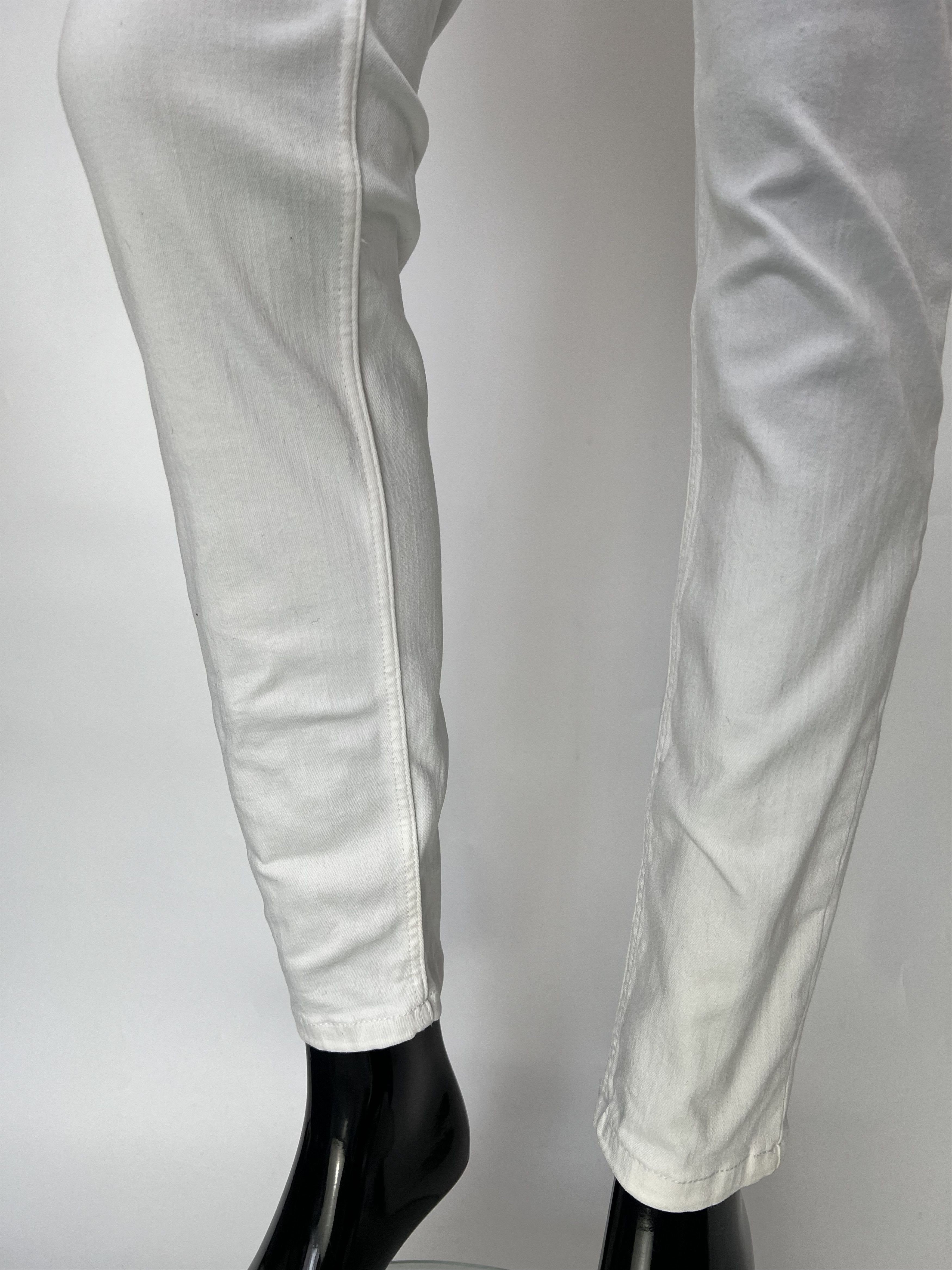 Burberry NWT Burberry Brit White Skinny Ankle Jeans Size US 32 Size 32" / US 10 / IT 46 - 7 Thumbnail