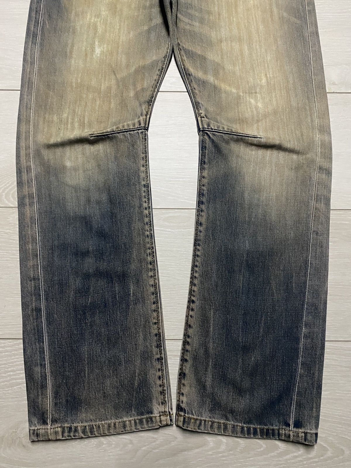 Hysteric Glamour Vintage Back Number Mud Wash Distressed Curve Leg Loose Jean Size US 32 / EU 48 - 5 Thumbnail