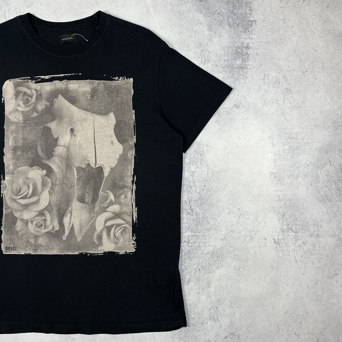 Diesel Vintage Diesel Cow skull bones big logo tee 90’s Size US M / EU 48-50 / 2 - 3 Thumbnail