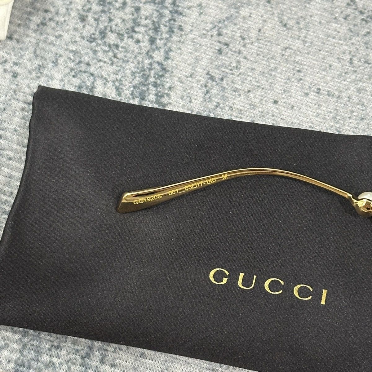 Gucci GUCCI GG1920S 001 SUNGLASSES Size ONE SIZE - 8 Thumbnail
