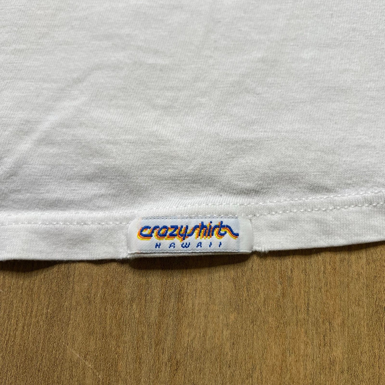 Vintage Vintage Crazy Shirts Hawaii T Shirt Neon Fish USA XL 80s Size US XL / EU 56 / 4 - 10 Thumbnail