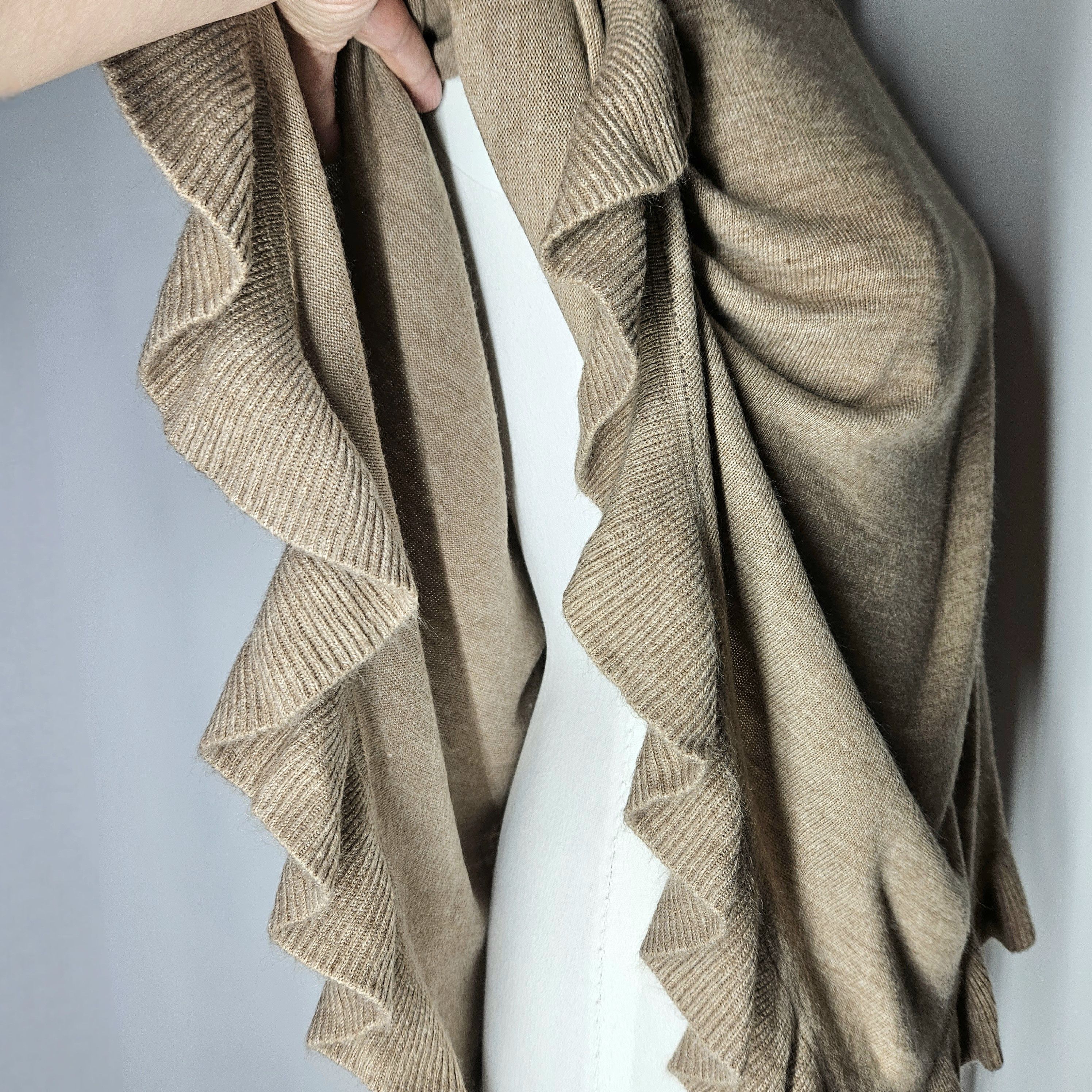 Other Karen Scott Size L/XL NEW Poncho Luxsoft Luxury Cape Beige Size XL / US 12-14 / IT 48-50 - 7 Thumbnail