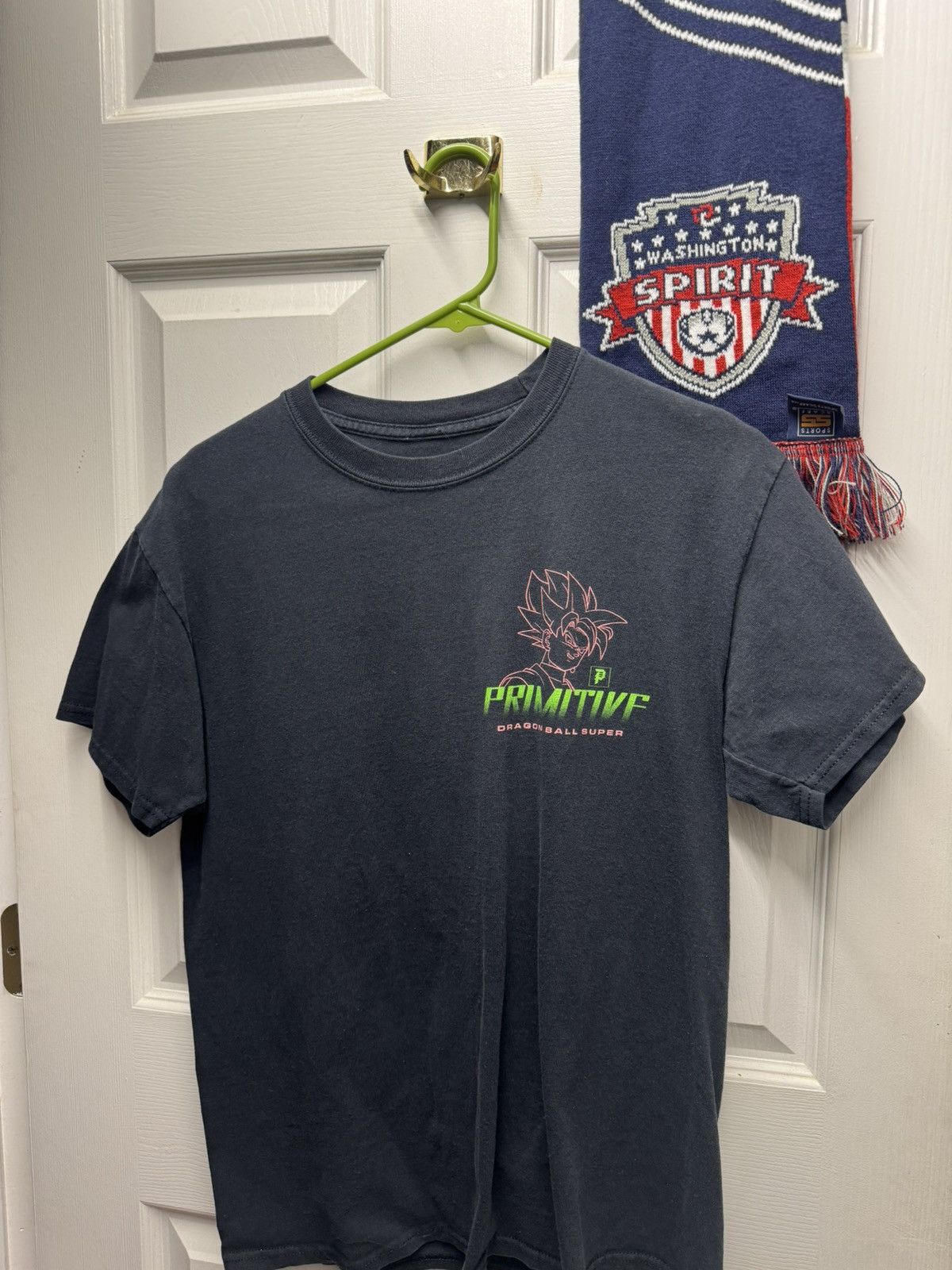 Primitive Official Primitive X Dragon Ball Z Shirt Goku Black Rose Size US M / EU 48-50 / 2 - 1 Thumbnail