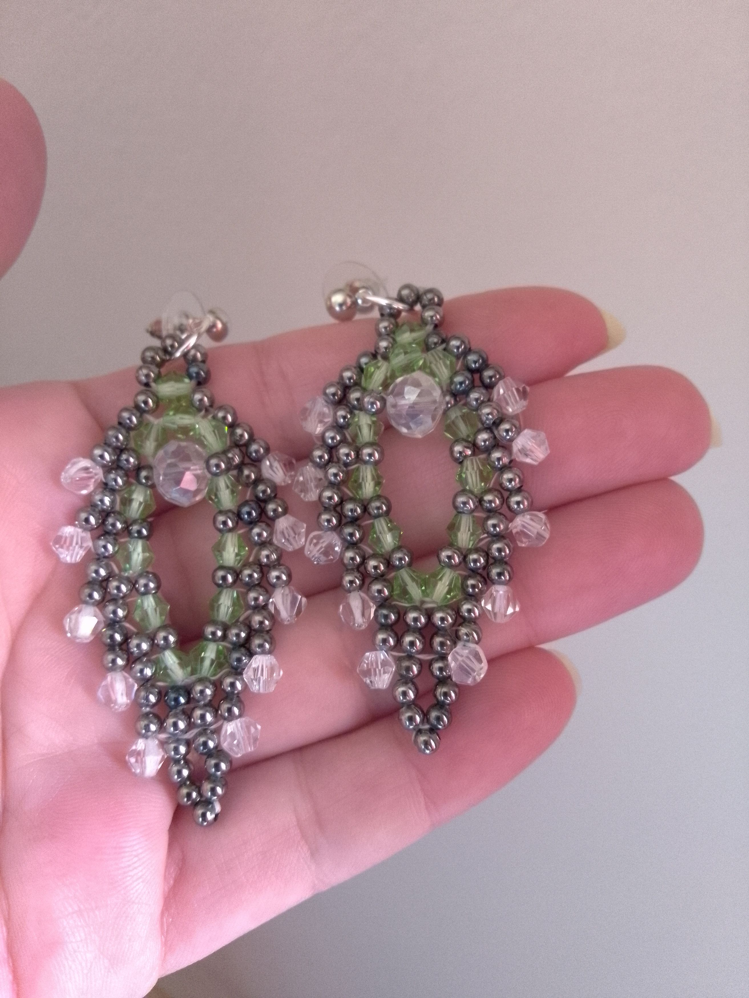 Handmade Earrings Green Long Leafy Elegant Vintage Style Embroidered Size ONE SIZE - 2 Thumbnail