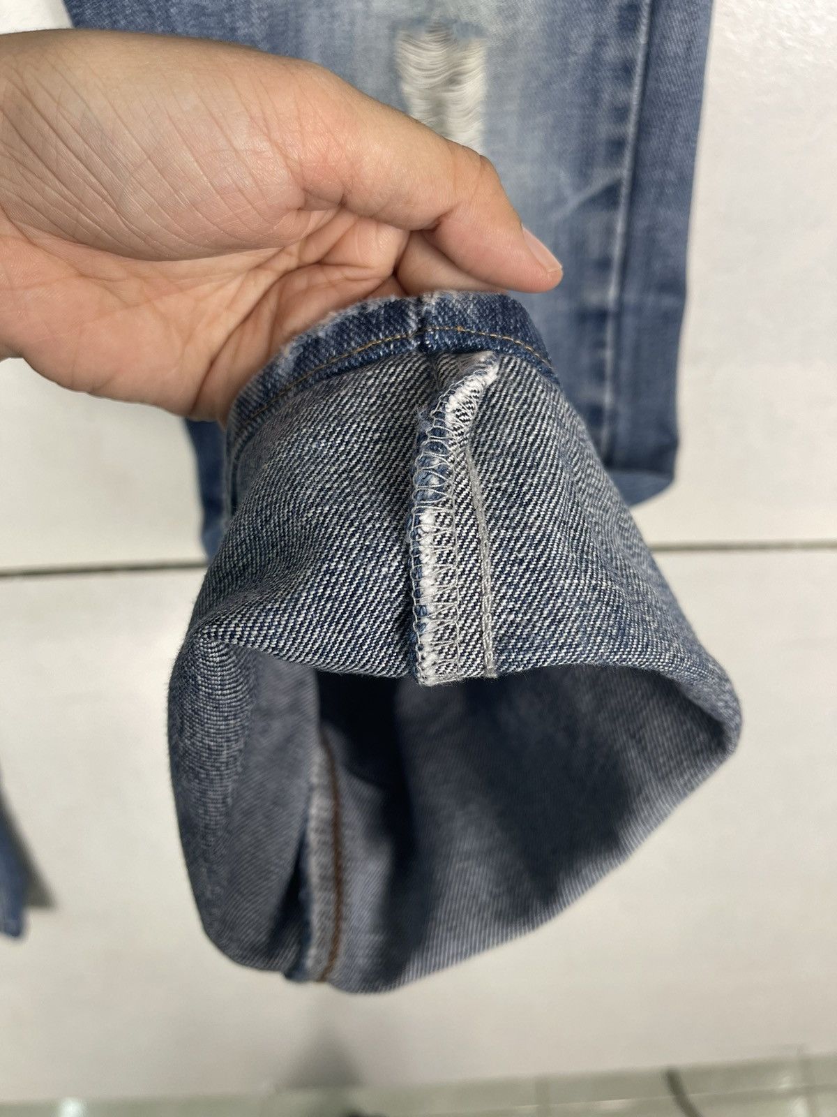 Edwin Vintage Edwin 402 Made In Japan Distressed Jeans Size US 33 - 12 Thumbnail
