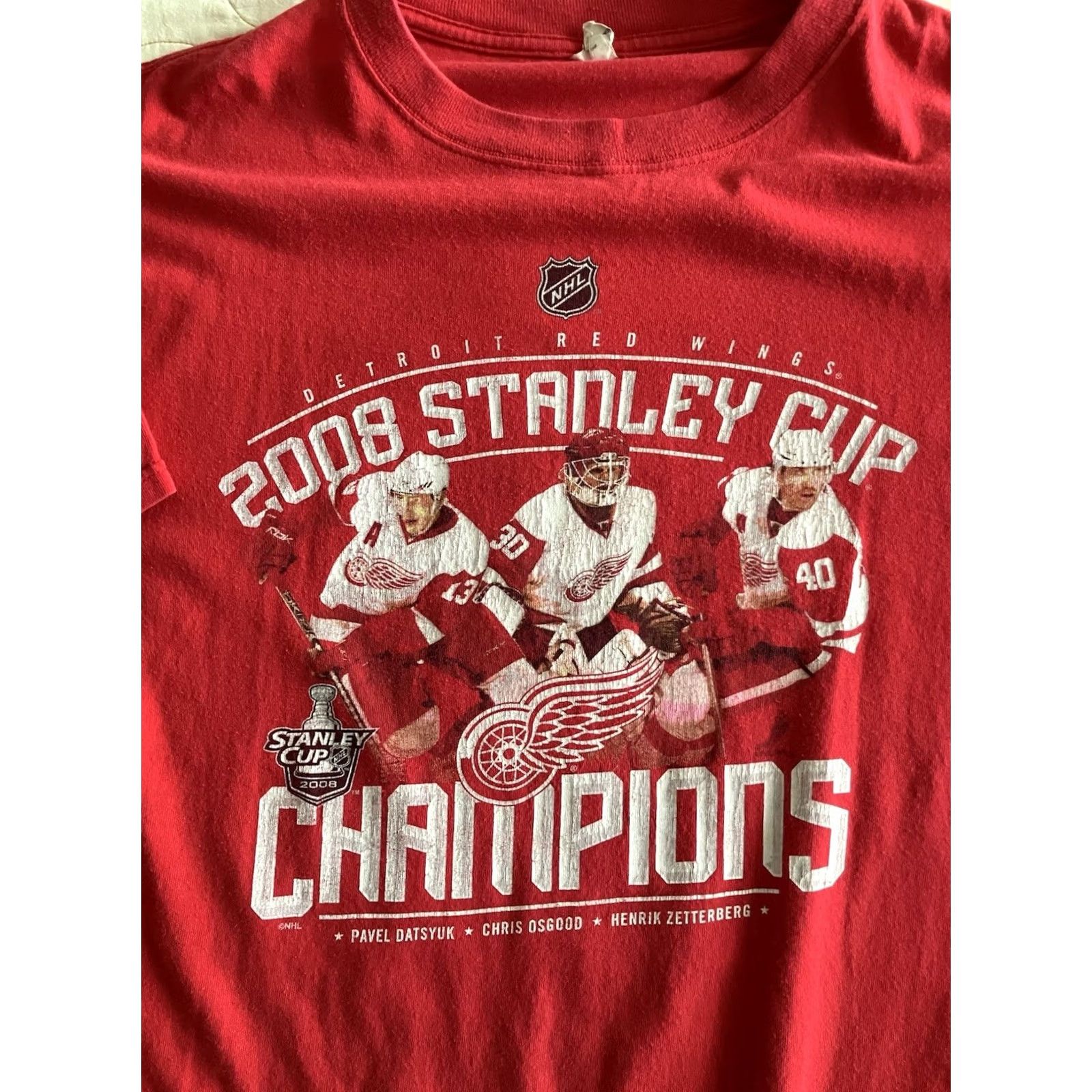 Anvil VINTAGE Detroit Red Wings Stanley Cup Champions Anvil T-Shirt XL Red Graphic Print Short Sleeve Mens Regular Fit 100% Cotton Nicaragua Size US XL / EU 56 / 4 - 2 Thumbnail