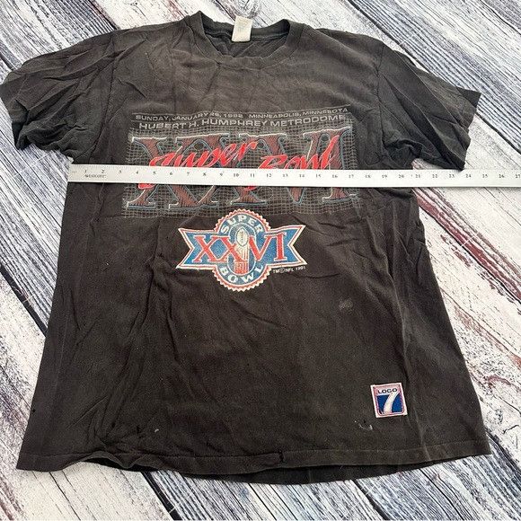 Vintage Vintage 1992 Black Super Bowl Graphic Distressed Tee Size US XL / EU 56 / 4 - 8 Thumbnail