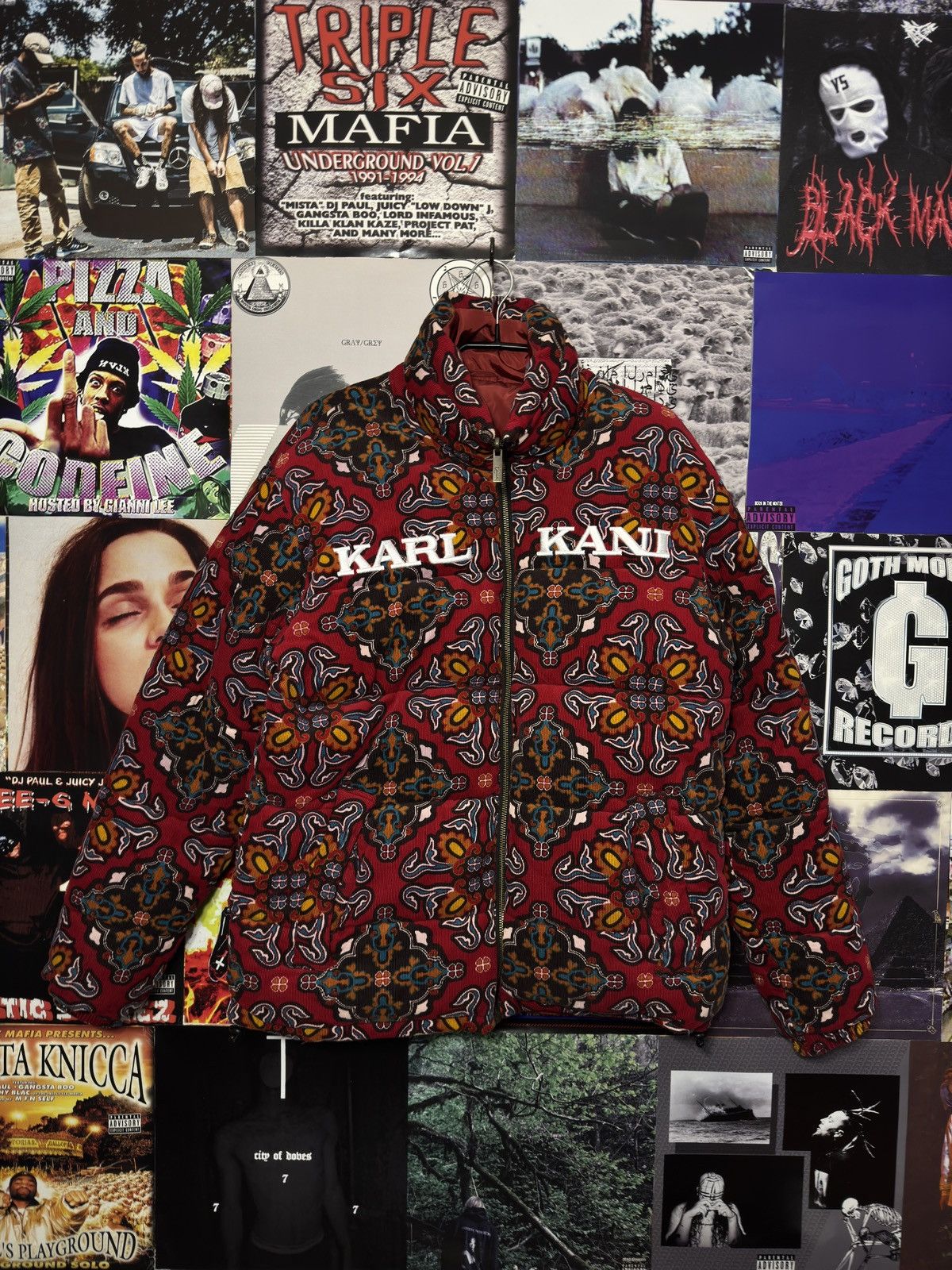 Karl Kani Karl Kani Reversible Corduroy Puffer Jacket Size US M / EU 48-50 / 2 - 1 Thumbnail