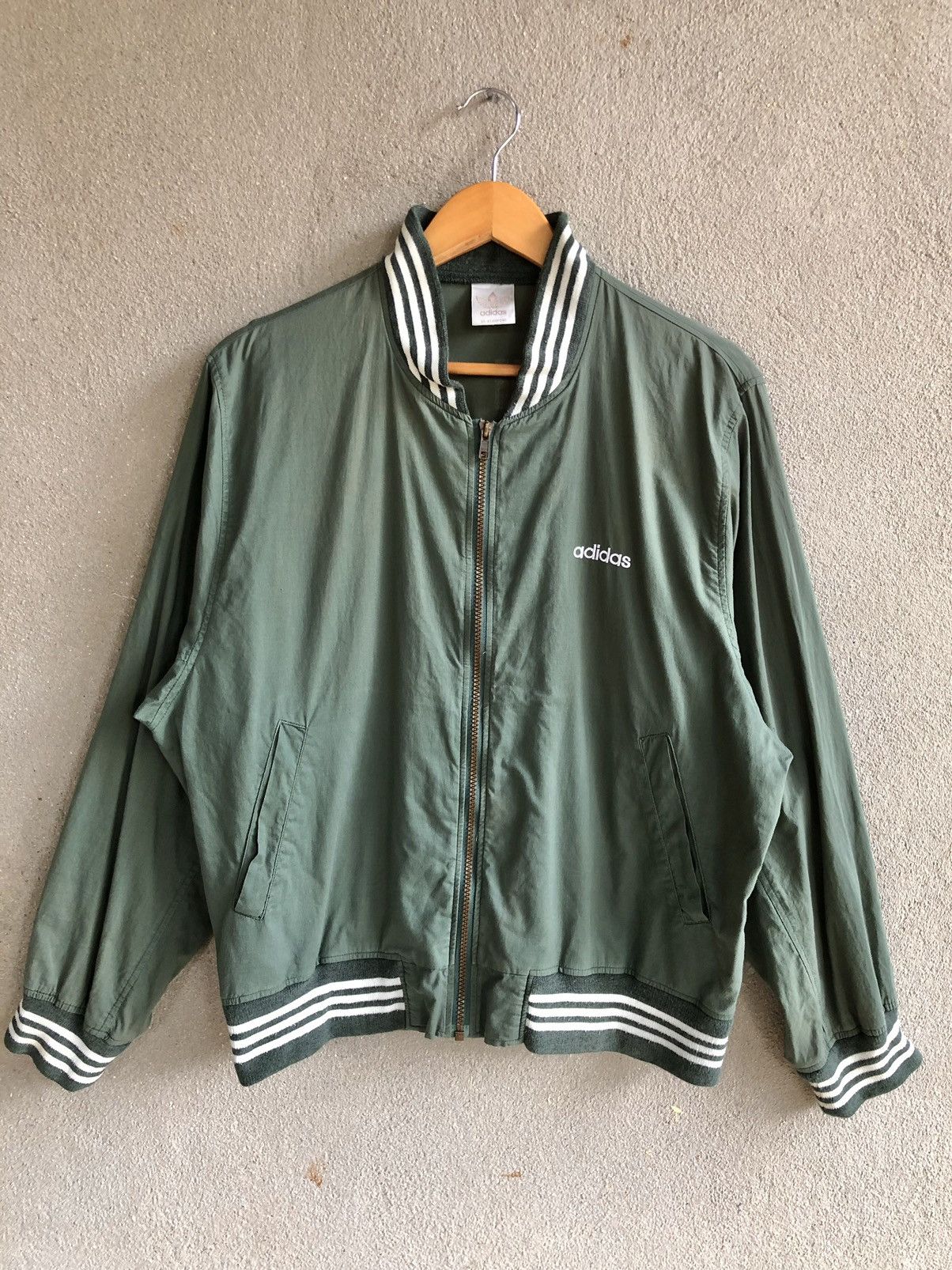 Adidas Vintage ADIDAS MAN ALIVE Jacket Size US M / EU 48-50 / 2 - 2 Thumbnail