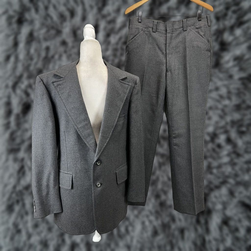 Vintage VINTAGE Nino Cerruti Suit Jacket 2 Piece Mens Gray 42 Regular 42 Chest 33x30 VGUC Great Condition Size 42R - 1 Thumbnail