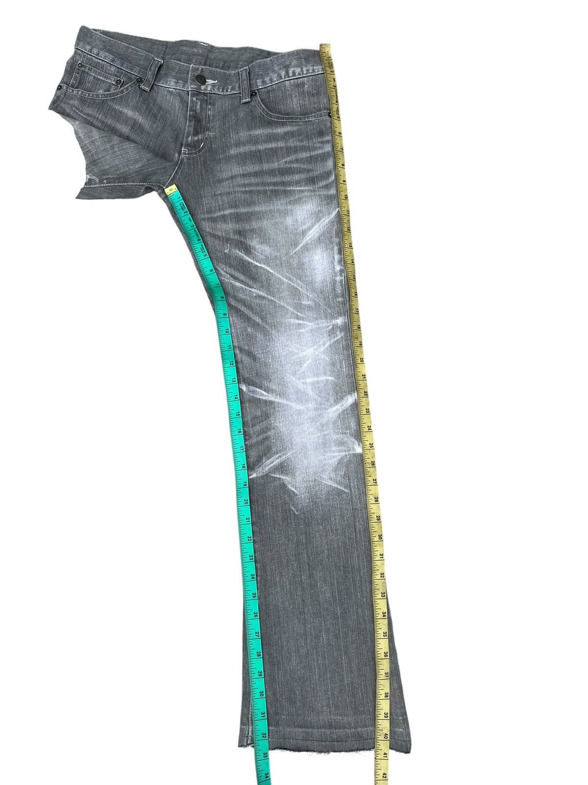 Tornado Mart Tornado Mart Distressed Fade Denim Flare Jeans Size US 31 - 4 Thumbnail