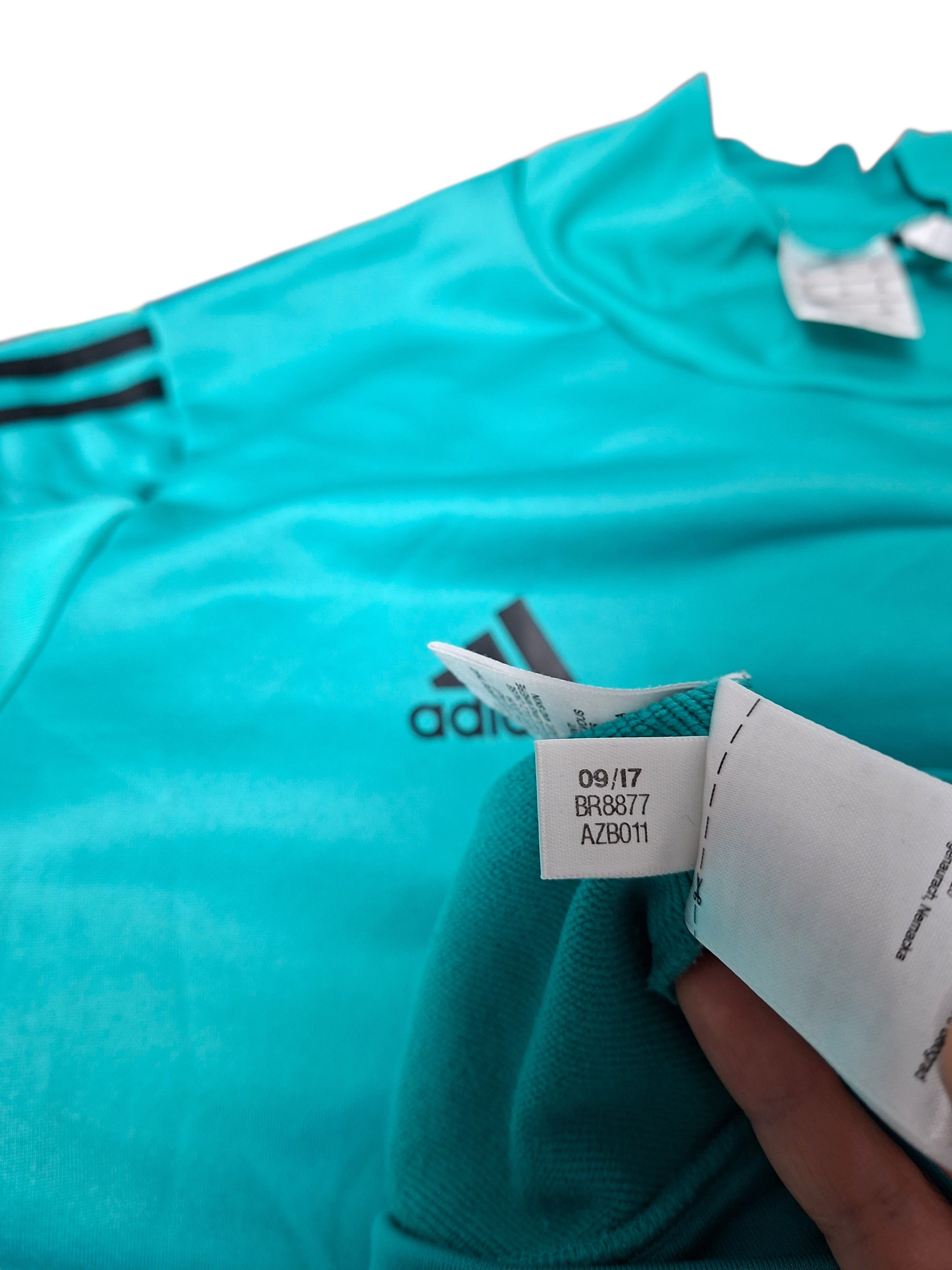 Adidas REAL MADRID ADIDAS VINTAGE 2017 TRAINING SOCCER SWEATSHIRT Size US XL / EU 56 / 4 - 5 Thumbnail
