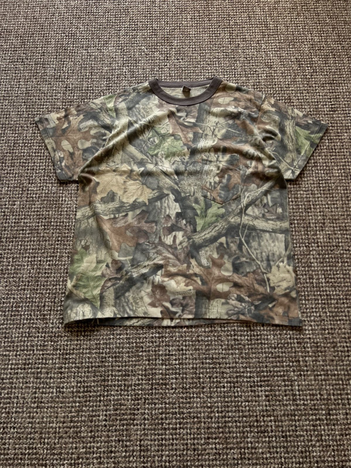 Vintage Vintage Realtree T Shirt Made in USA XL Size US XL / EU 56 / 4 - 1 Thumbnail