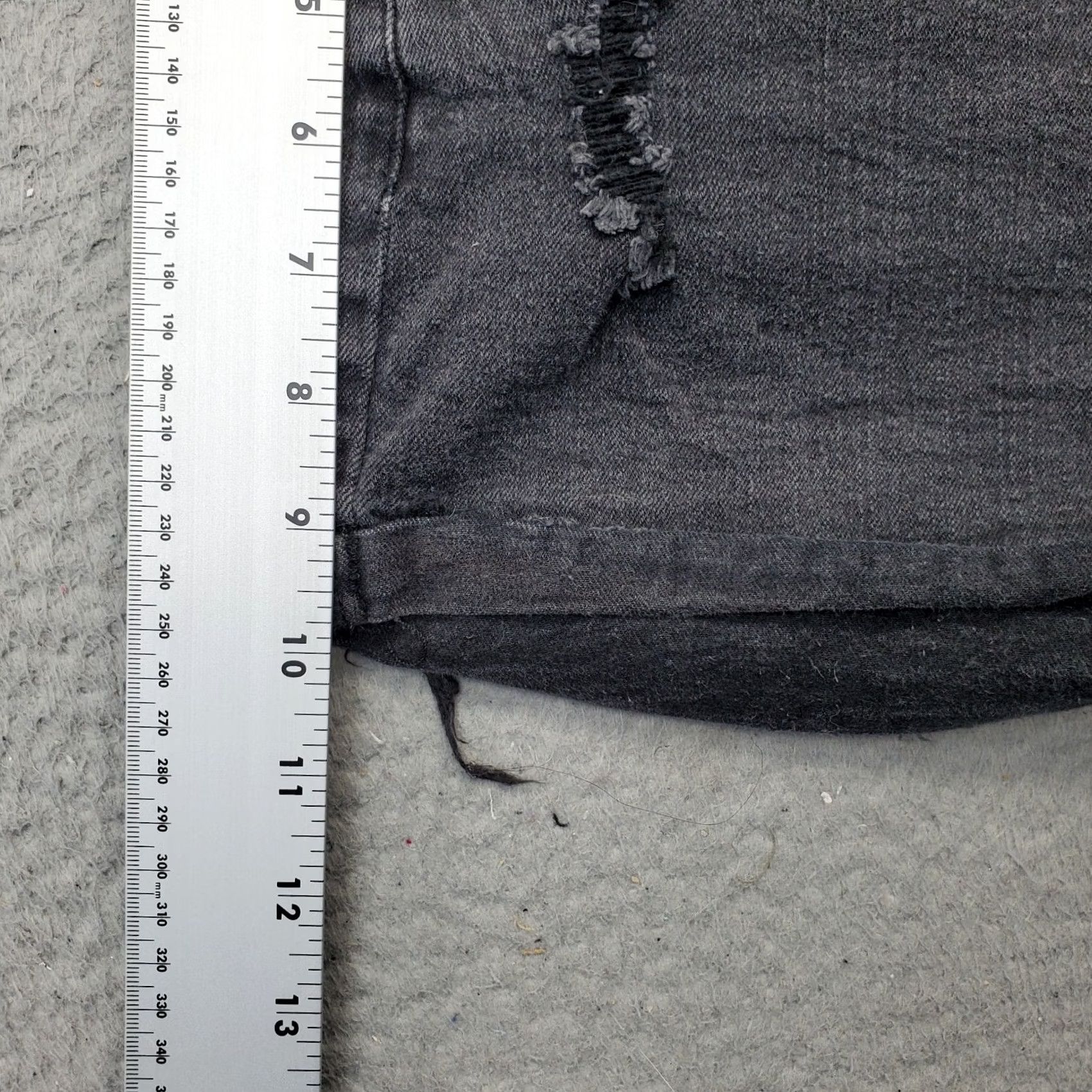 Denime Refuge Cut-Off Shorts Women Size 10 Black Denim Dark Wash Distressed Frayed Hem Size 32" / US 10 / IT 46 - 4 Thumbnail