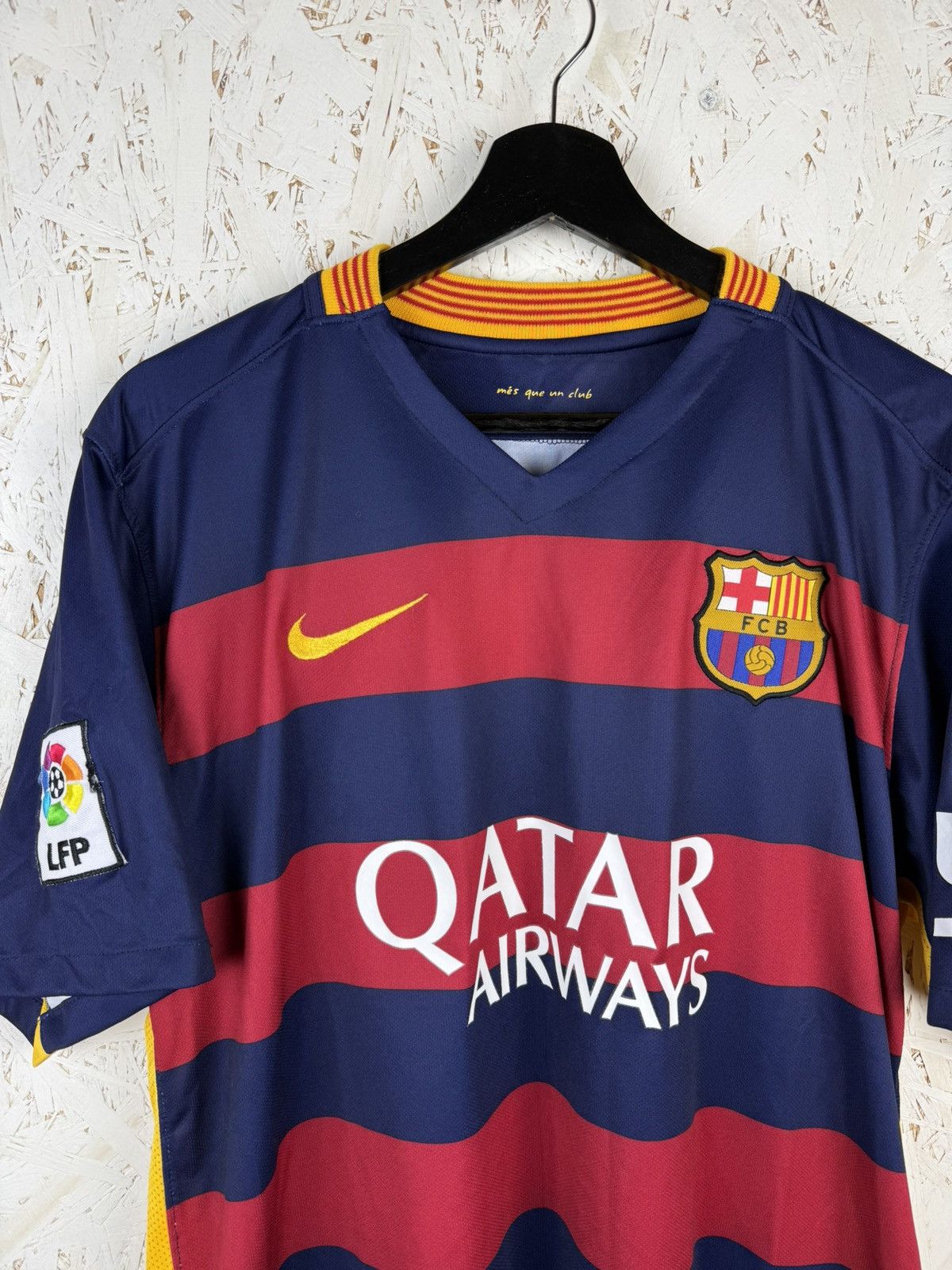 Nike Nike FC Barcelona 2015/16 Home Kit Soccer Jersey Size XL Size US XL / EU 56 / 4 - 2 Thumbnail