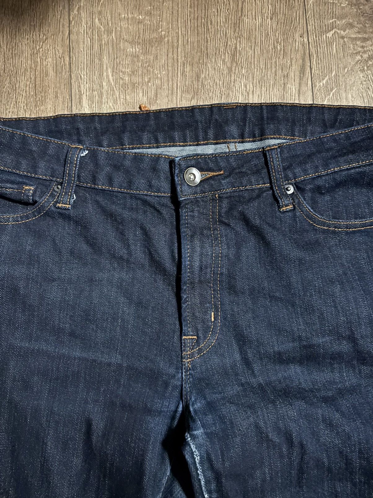 Uniqlo UNIQLO JEANS Size US 34 / EU 50 - 3 Thumbnail