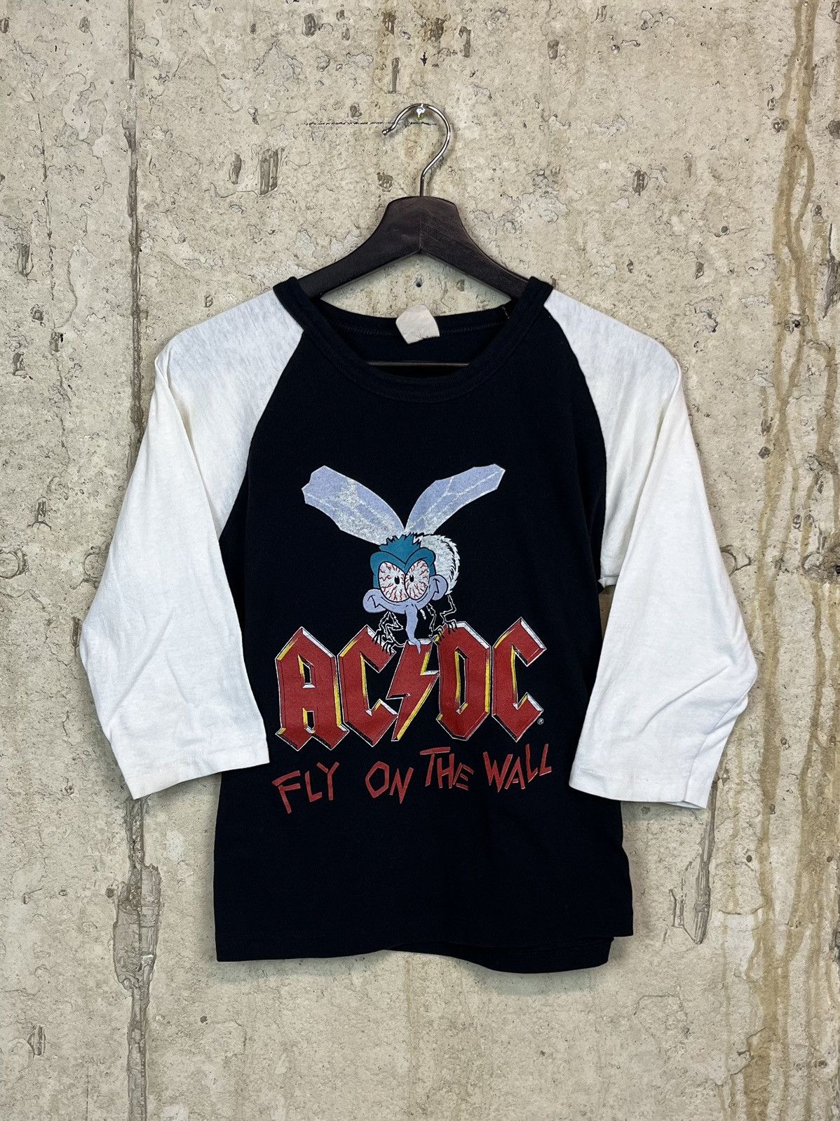 AC/DC × Band Tees × Vintage Vintage 1985 AC/DC Fly on the Wall Shirt Size US S / EU 44-46 / 1 - 1 Thumbnail