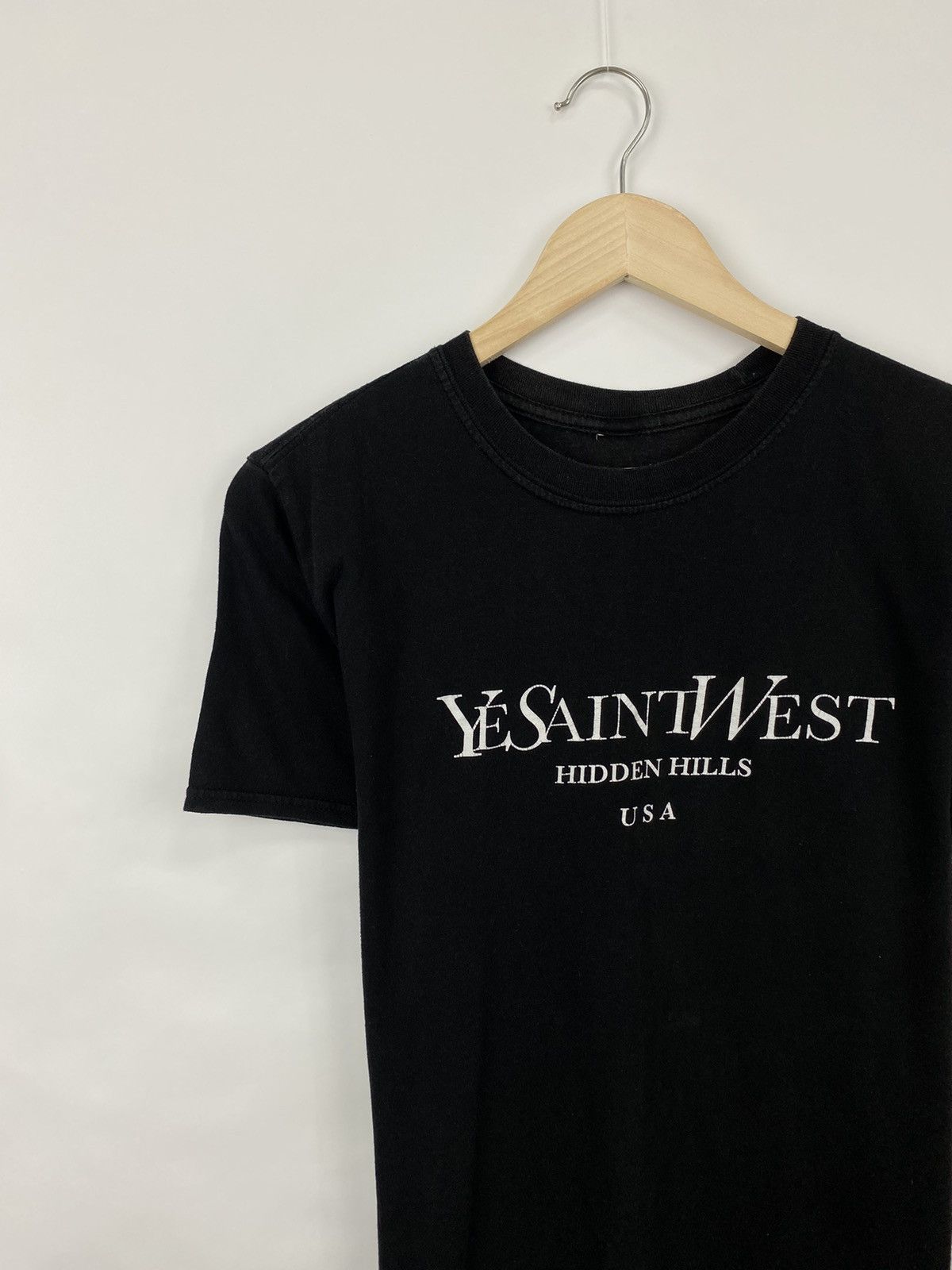 4GSELLER 🇺🇸 Ye Saint West Hidden Hills USA Kanye West T-Shirt Y2K Size US M / EU 48-50 / 2 - 2 Thumbnail