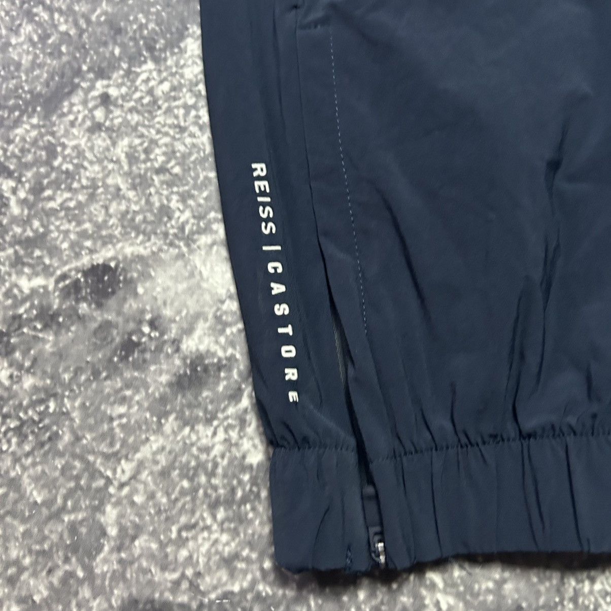 Reiss Designer Reiss x Castore Basic nylon sport pants size L Size US 34 / EU 50 - 4 Thumbnail