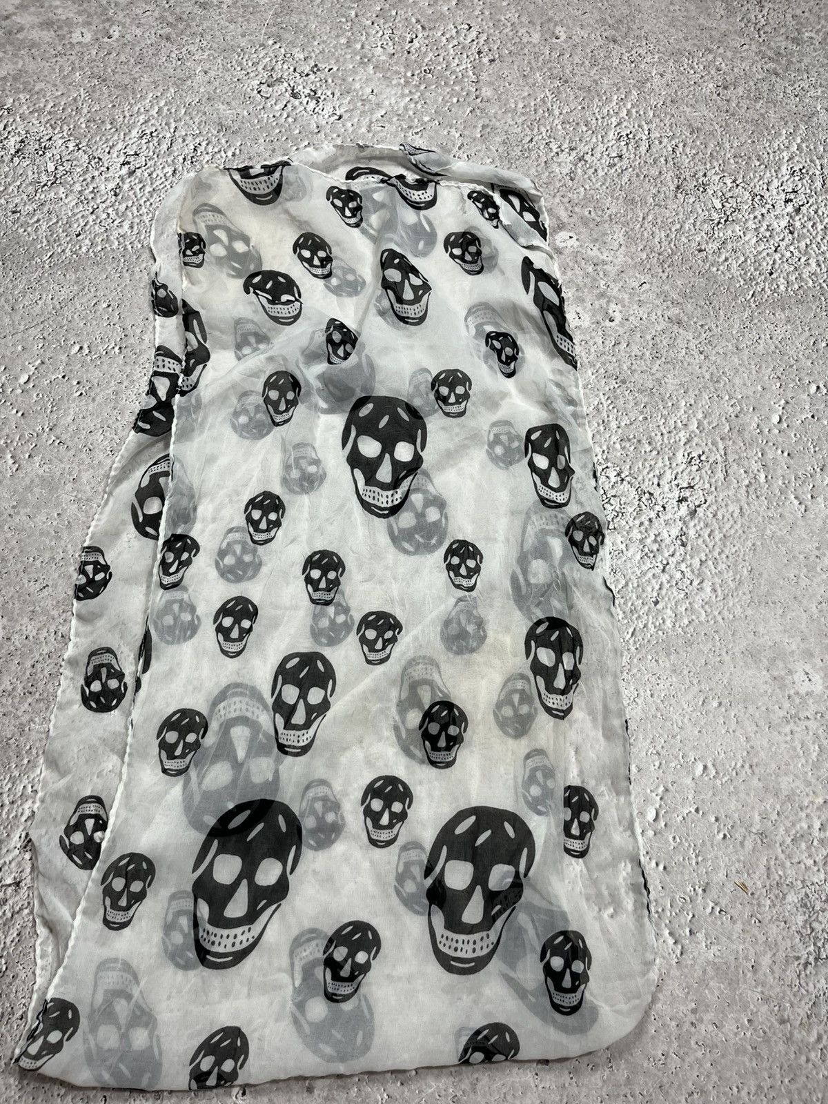 Other Black Skull Print Sheer Scarf Wrap 37x150 cm Lightweight Size ONE SIZE - 6 Thumbnail