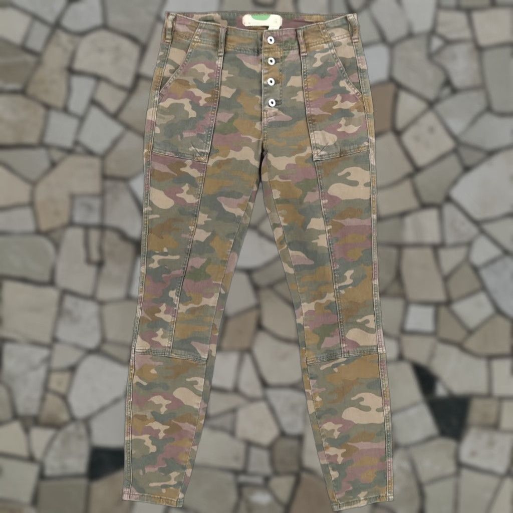 Anthropologie Anthropologie Slim Jeans Cotton Canvas Camouflage Button Fly Women's 28 Multi-Colored casual pants/jeans Women's 28 Camouflage Jeans Size 28" / US 6 / IT 42 - 1 Thumbnail